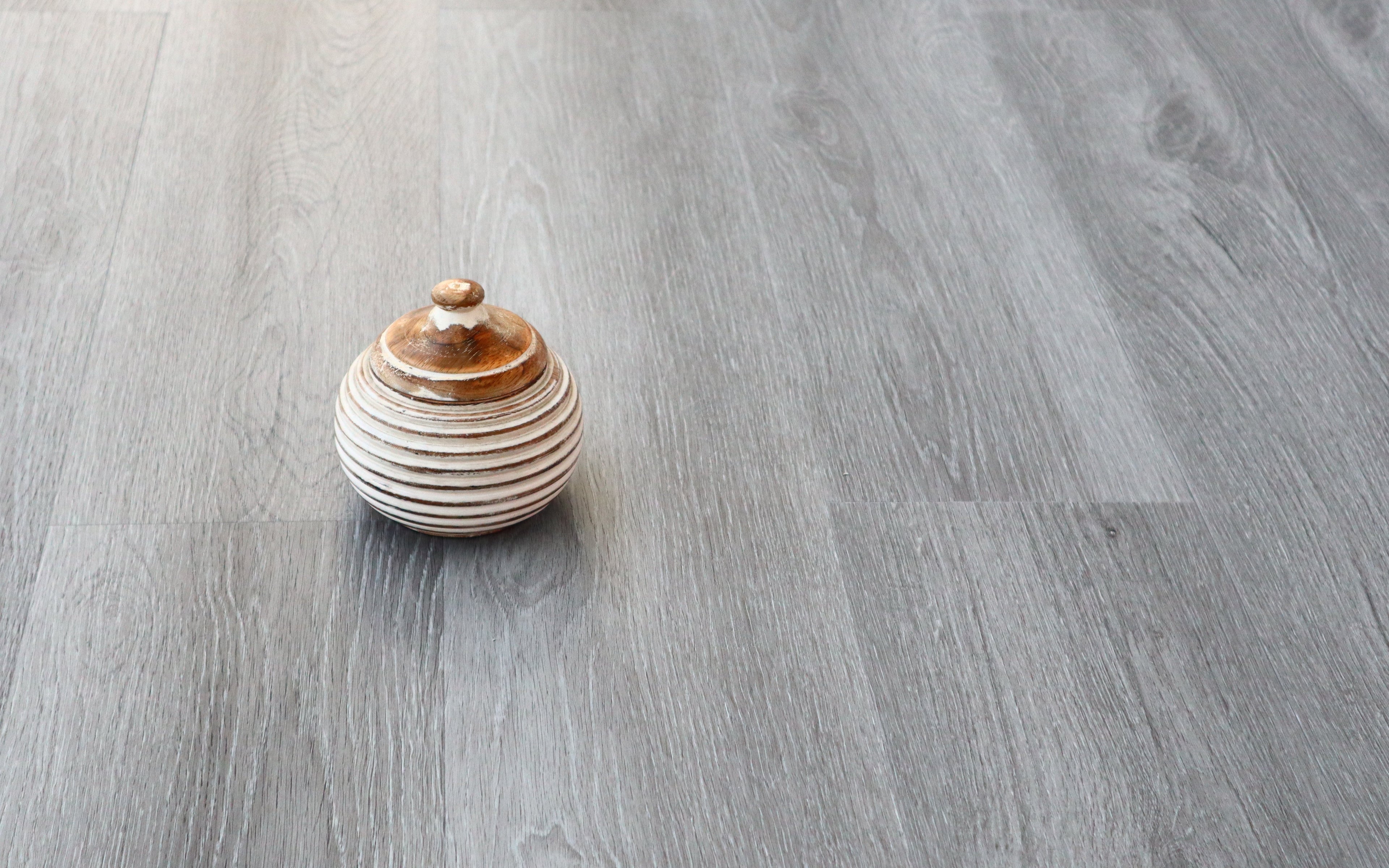 Discontinued Clearance! Oak Grey SPC Vinyl Click Planks Flooring  1220x180x5.0mm BVP2404