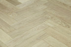 Oak Brushed Unfinished Herringbone Engineered Wood Flooring 605x125x15/4mm BHO1505
