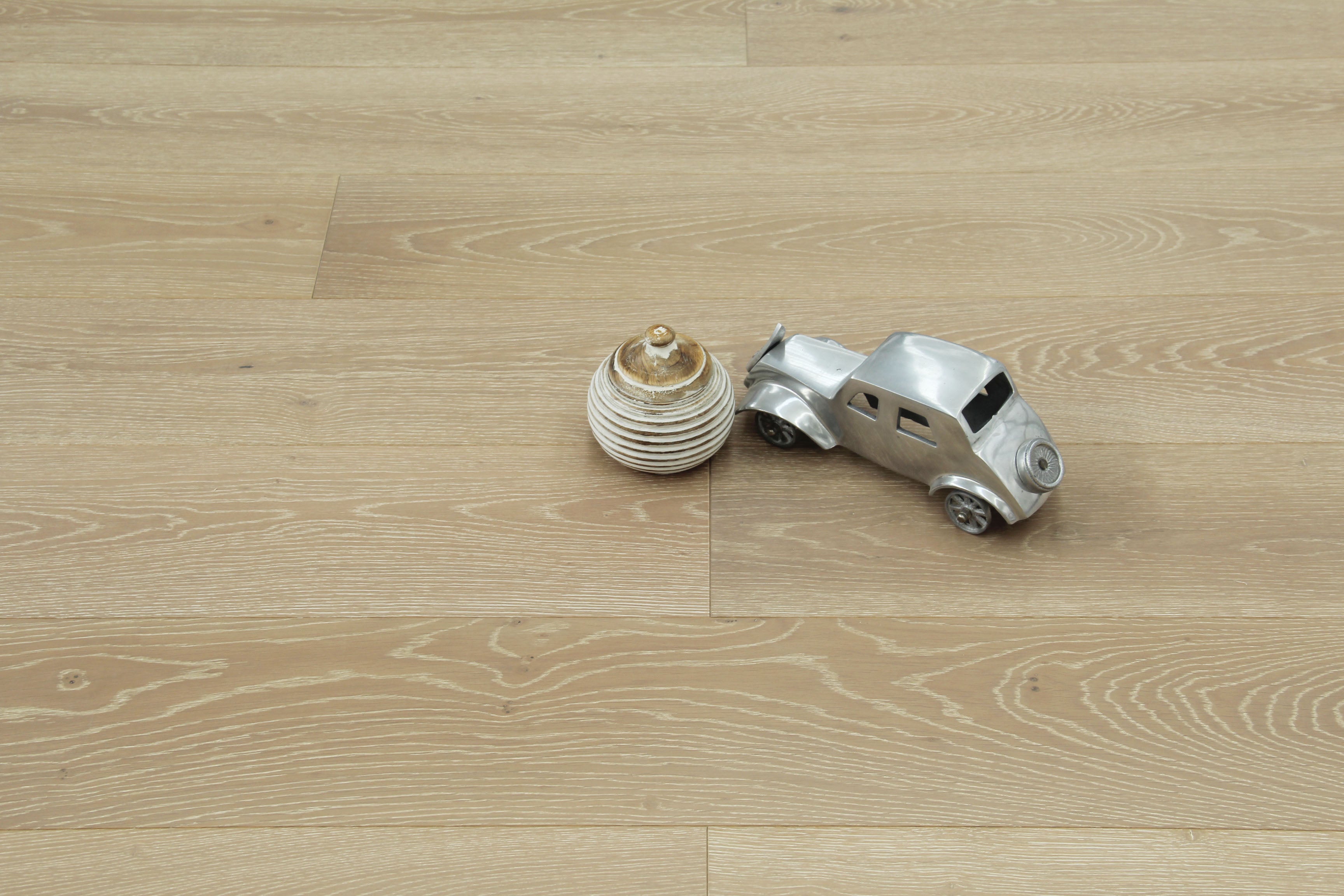 Smoked White Washed Grey Oak 5G Click Engineered Flooring BEO1422C