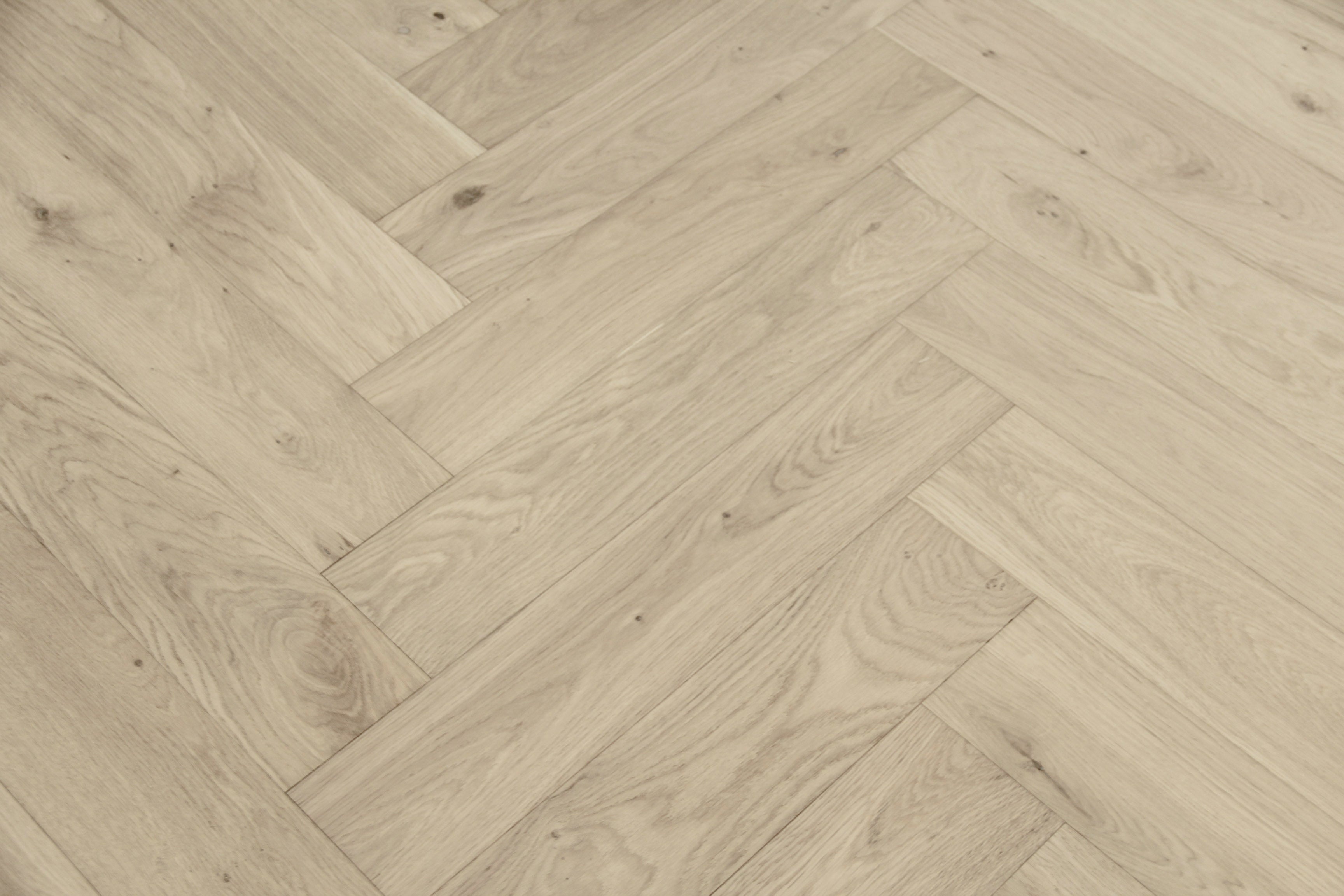 Brushed & Unfinished Oak Engineered Herringbone Flooring BHO1400