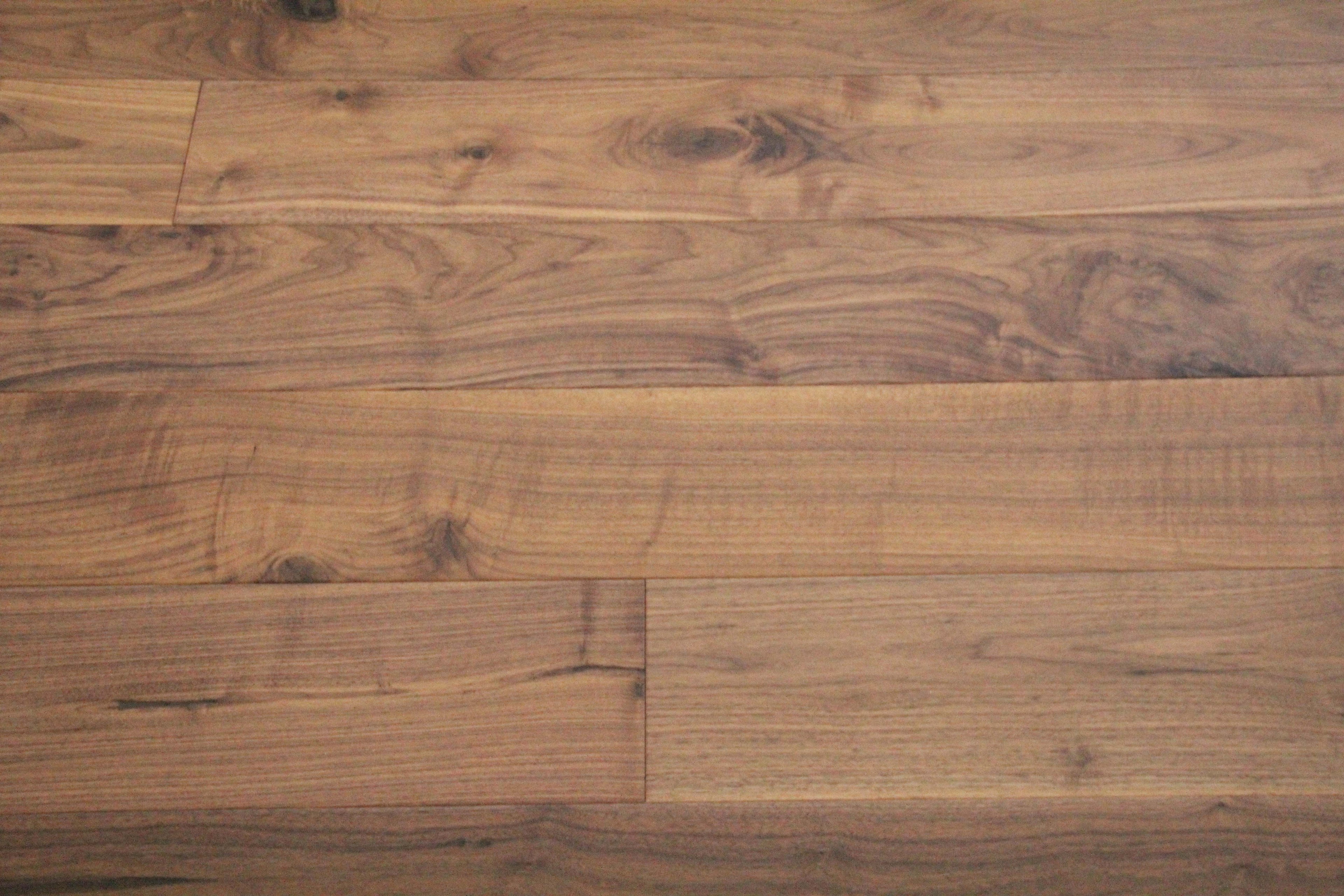 American Black Walnut Lacquered Engineered Flooring BEW1519