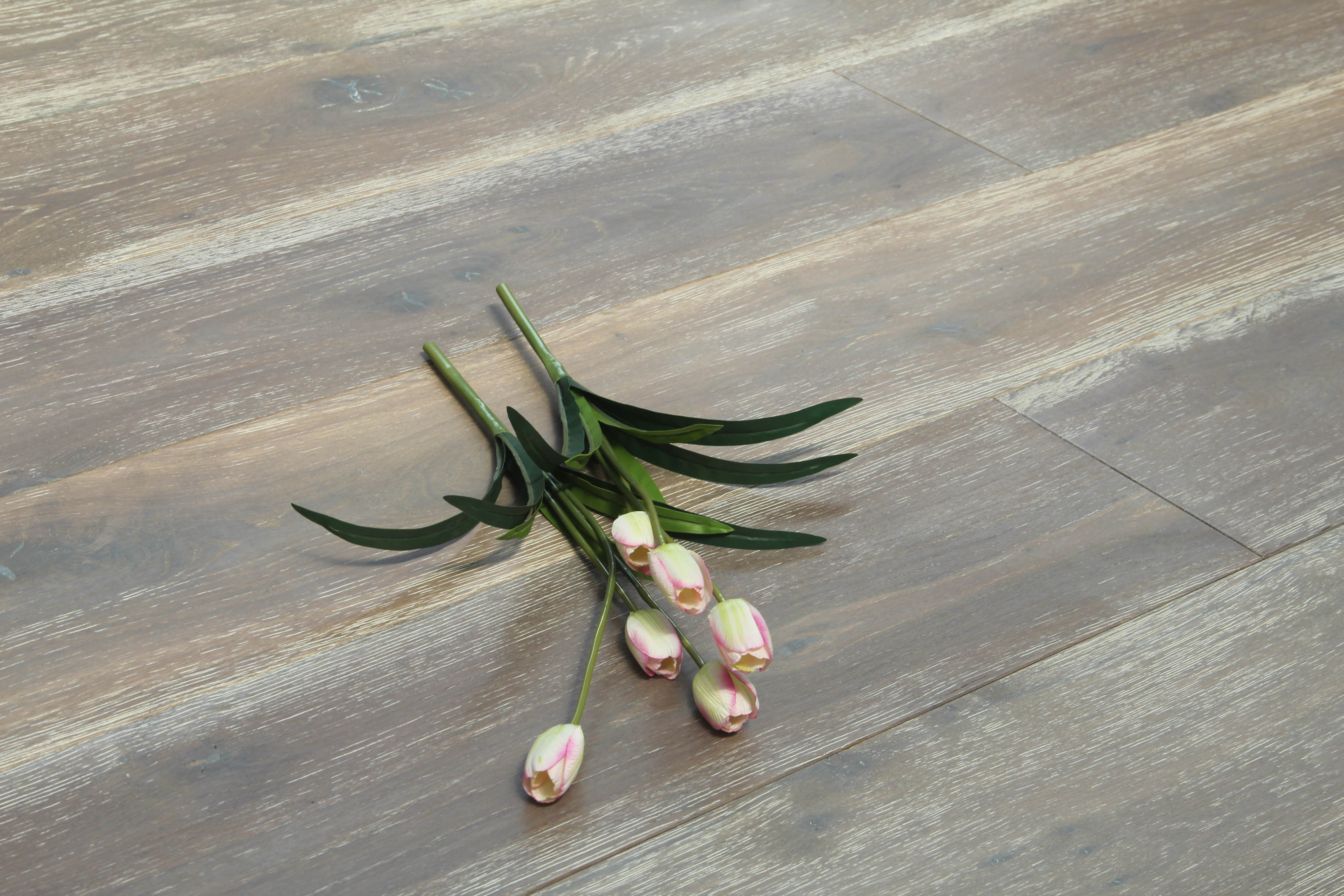 Oak Double Smoked Brushed White Oiled Engineered Wood Flooring 1900x240x20/6mm BEO2030