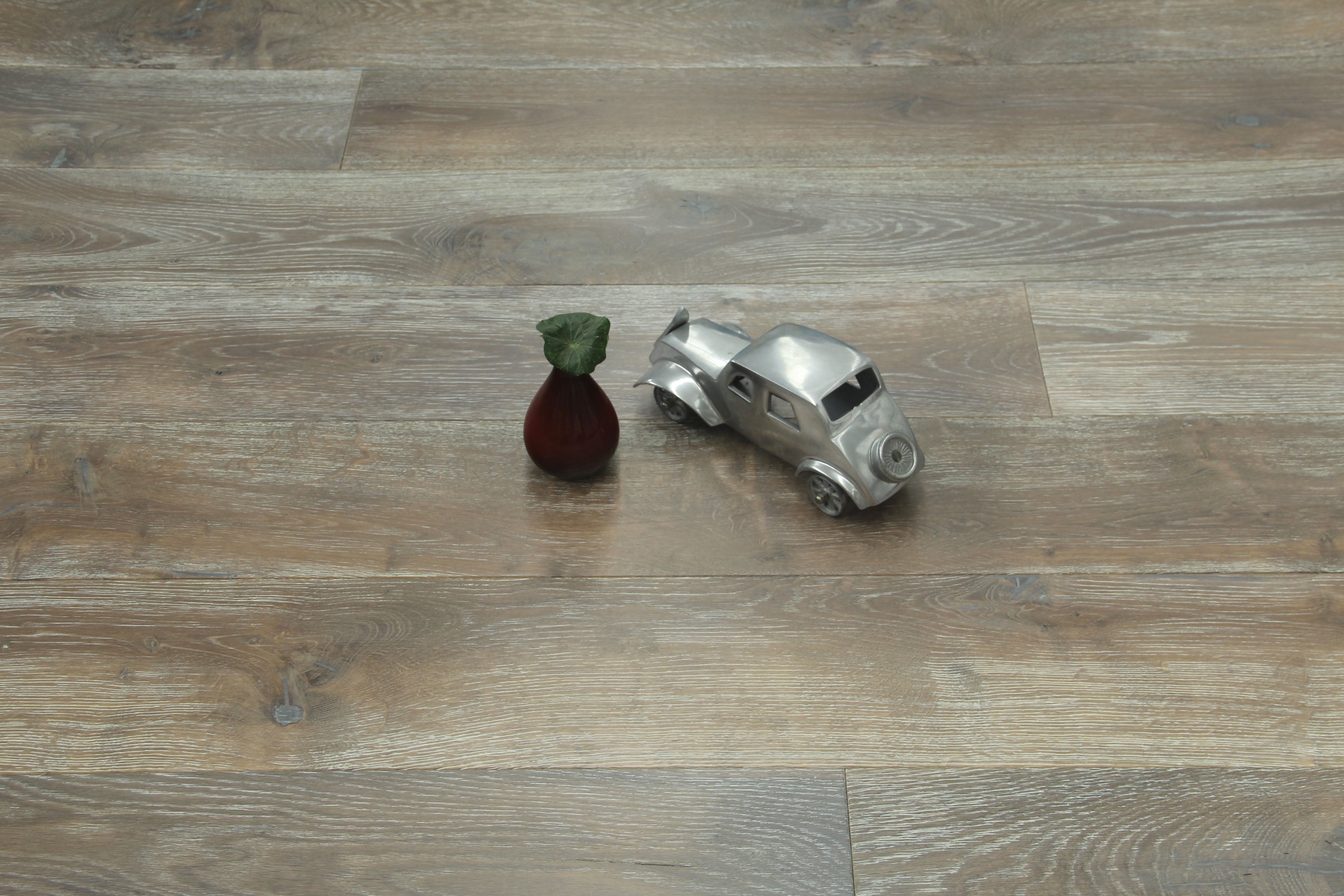 Deep Smoked Grey European Oak Engineered Flooring BEO2022D