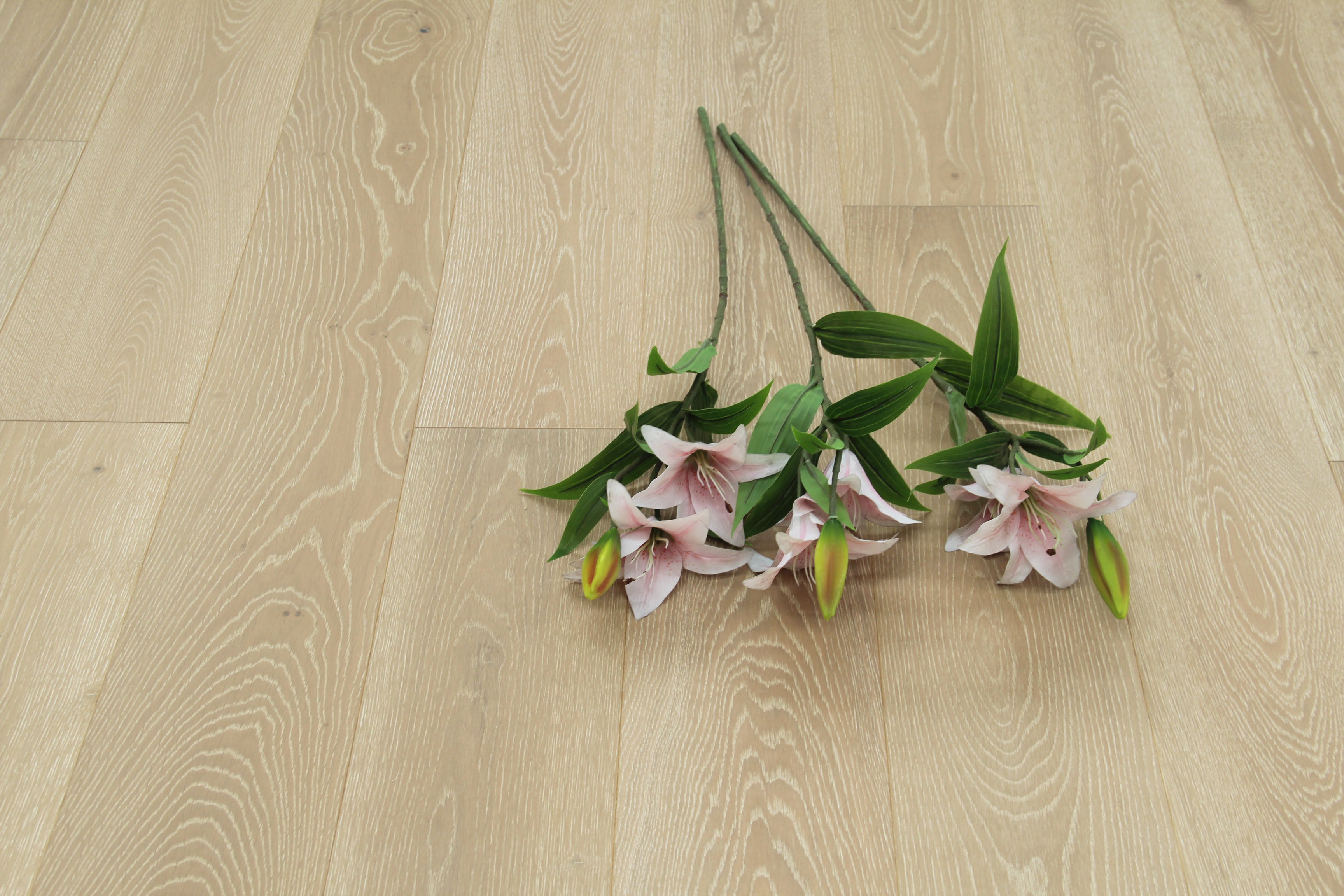 Smoked White Washed Grey Oak 5G Click Engineered Flooring BEO1422C