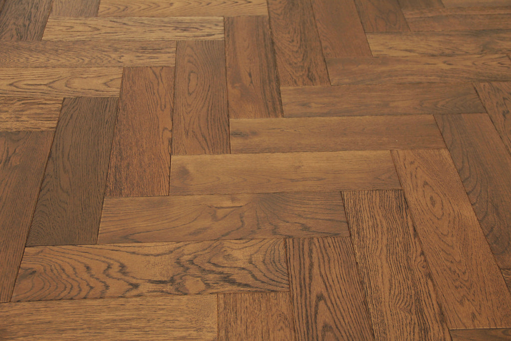 Oak Brushed Dark Mahagony Natural Oiled Herringbone Engineered Flooring 430x115x14/3mm BHO1410