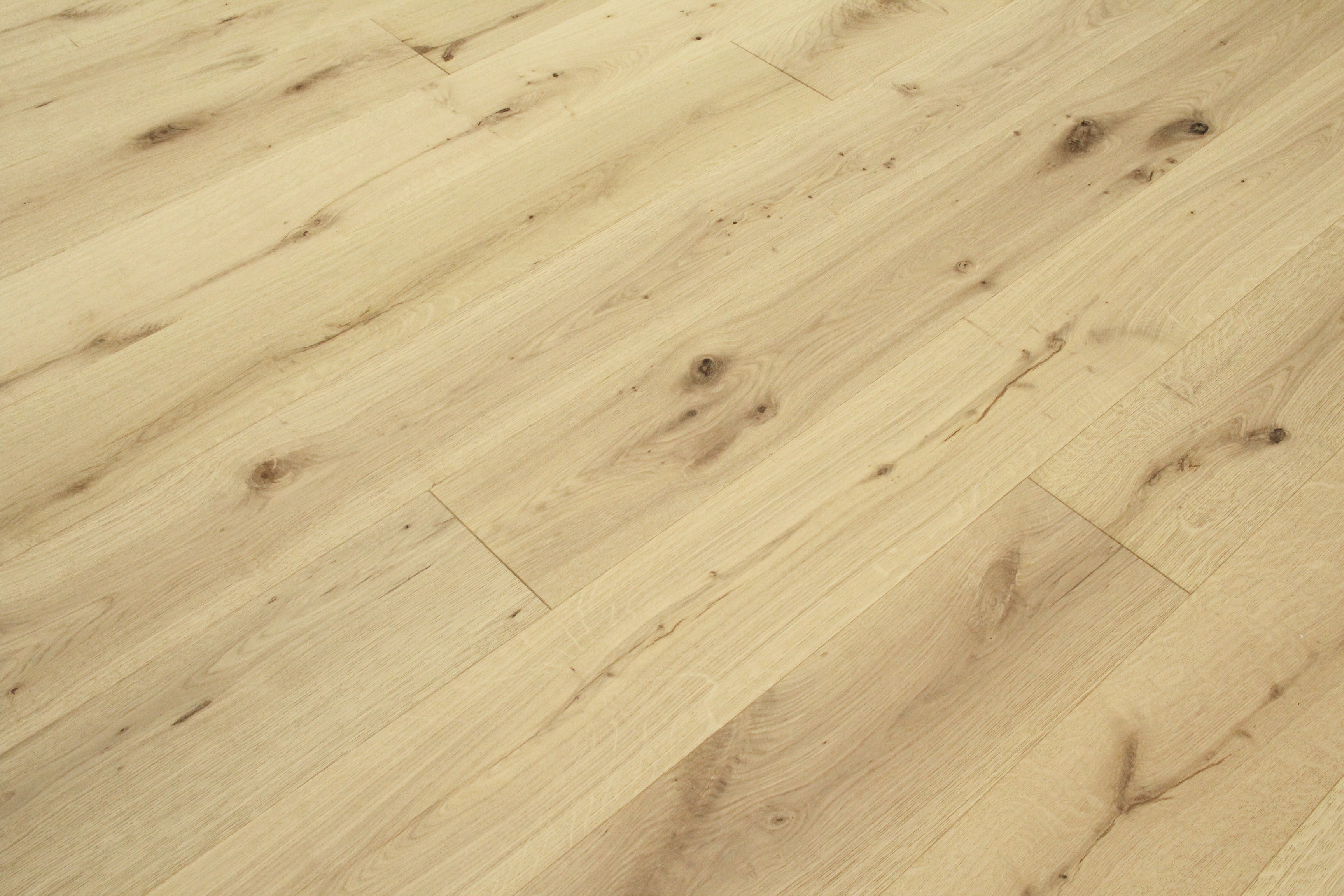 Oak Brushed Invisible Oiled Engineered Flooring BEO1503C