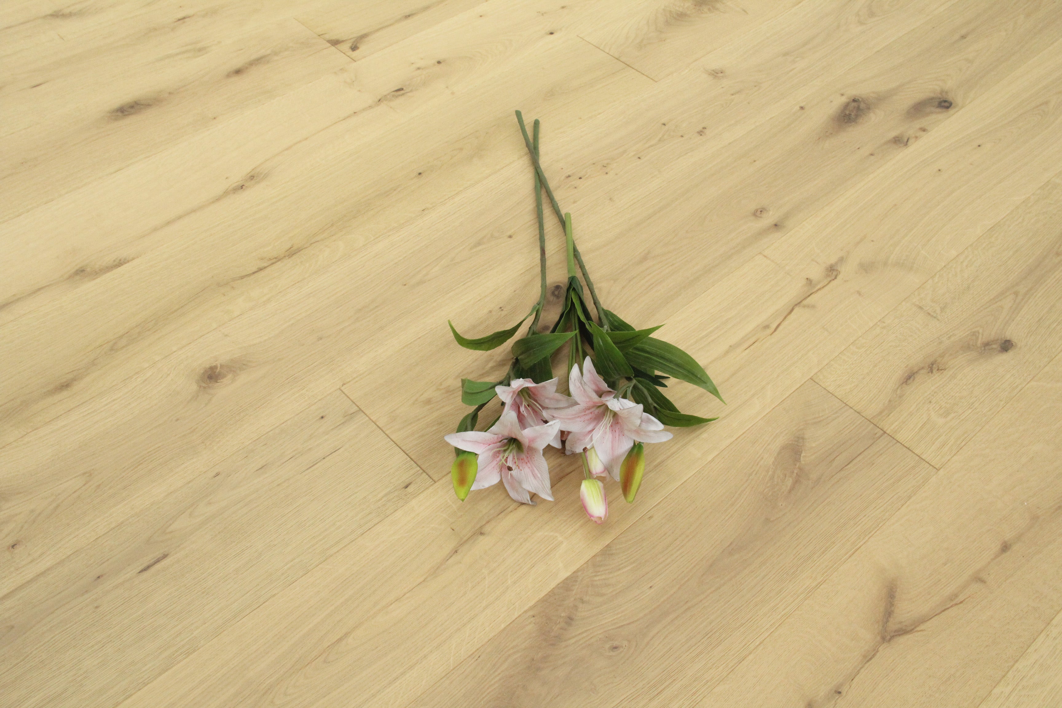 Oak Brushed Invisible Oiled Engineered Flooring BEO1503C