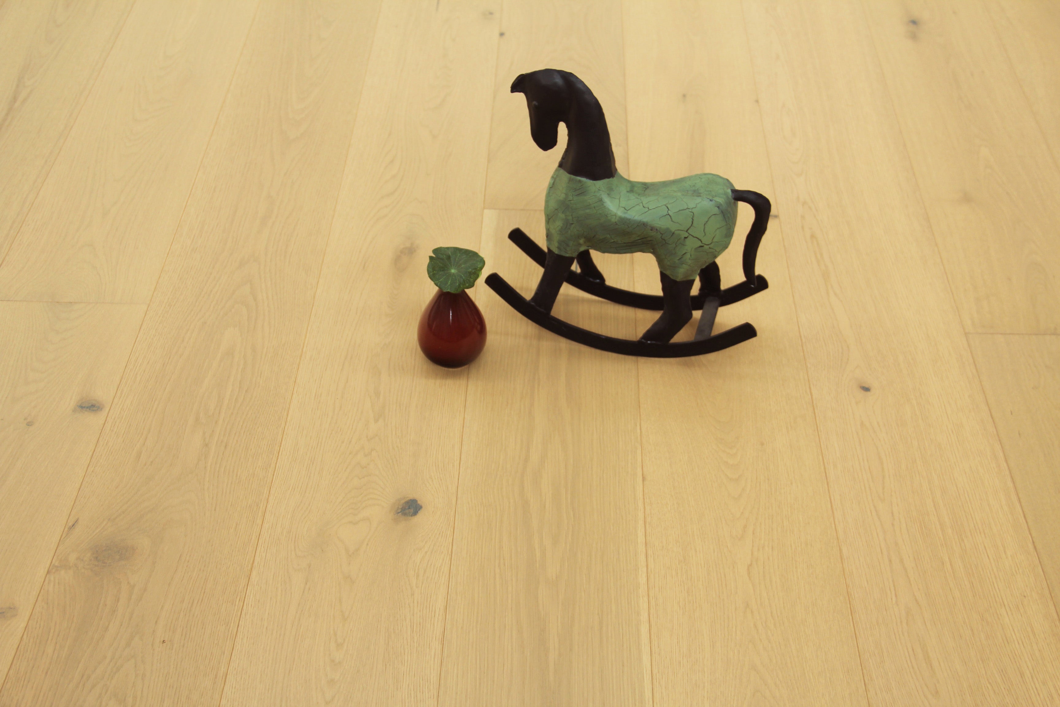 Brushed Light Natural Oak 5G Click Engineered Flooring BEO1421C