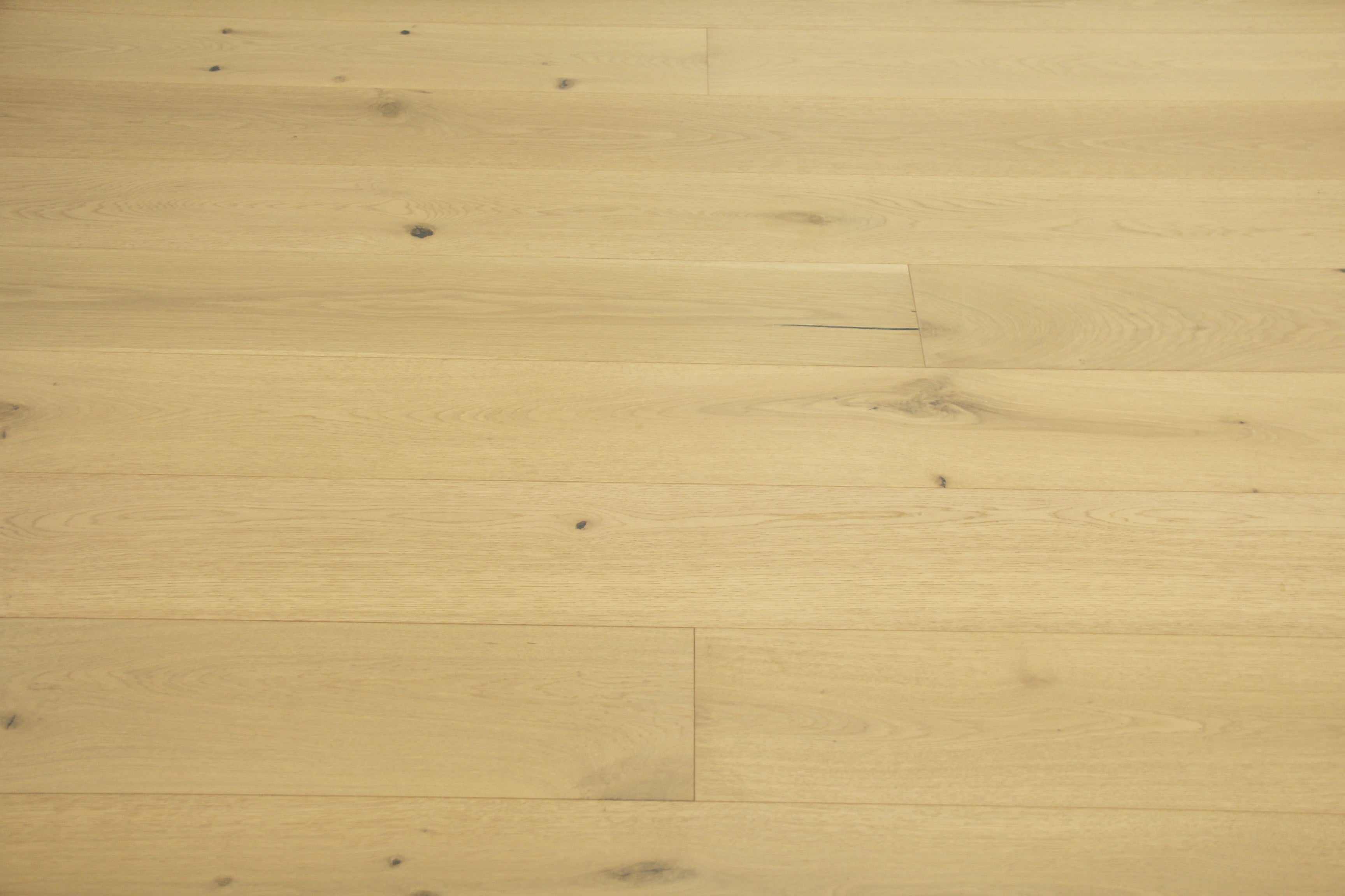 Brushed Light Natural Oak 5G Click Engineered Flooring BEO1421C