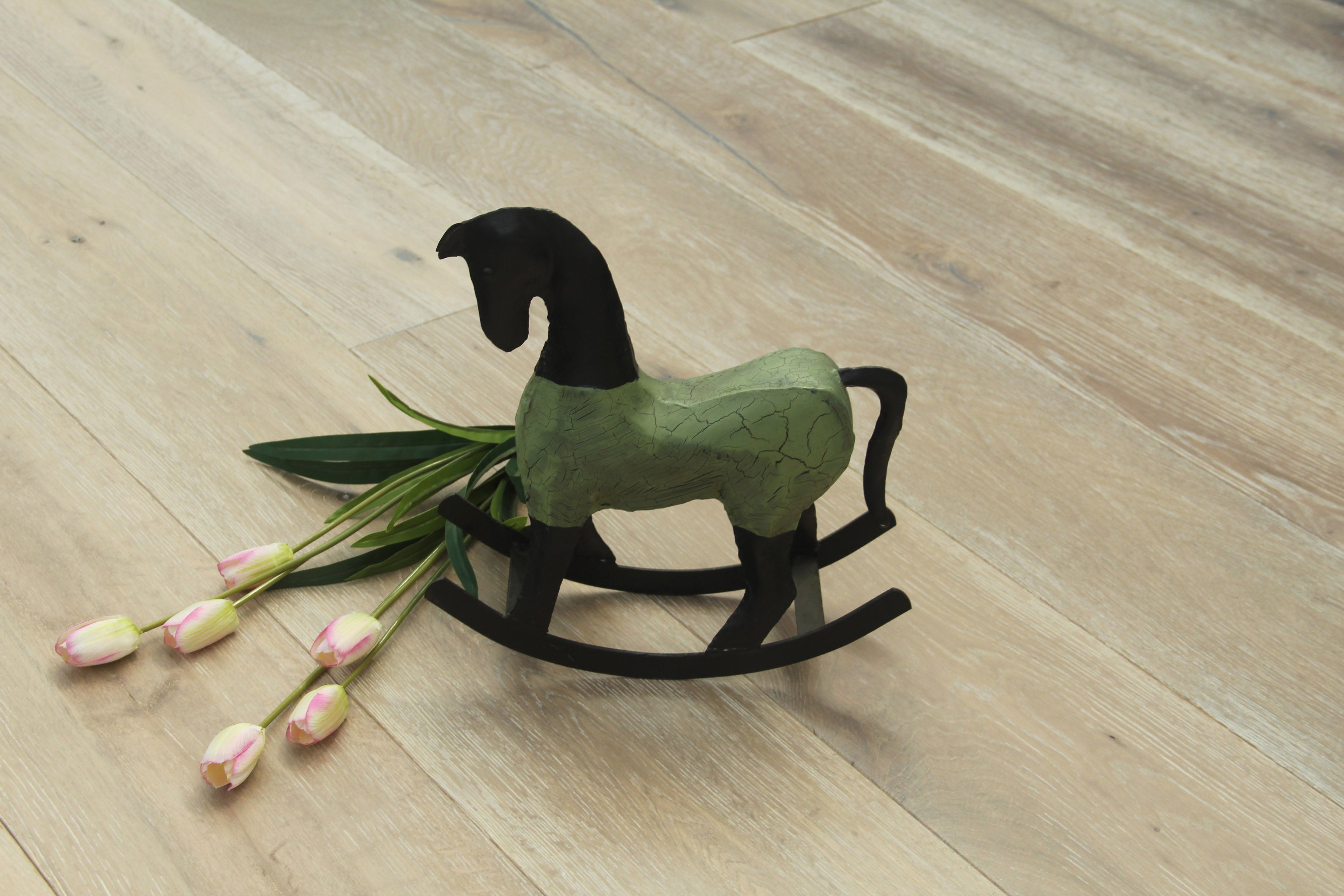 Oak Smoked Brushed White Oiled Engineered Flooring 1880x220x19/5mm BEO2033