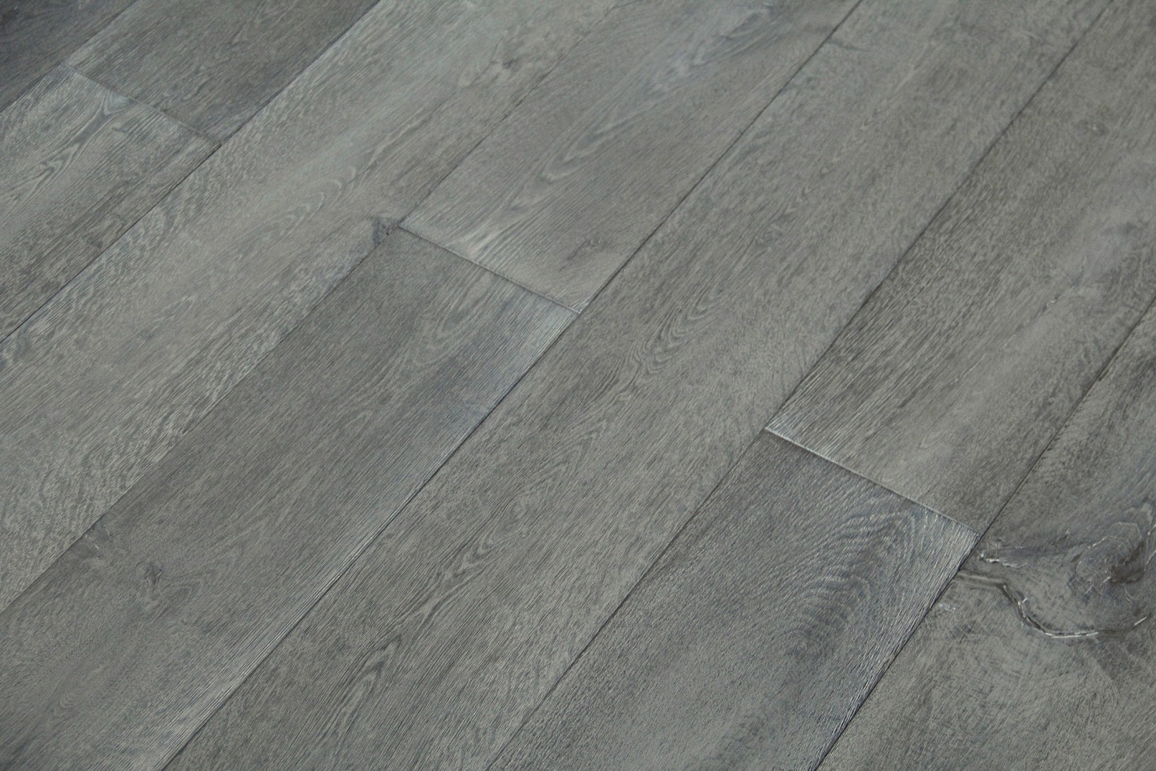 Oak Brushed Bespoke Grey Oiled Engineered Flooring 1900x190x20/6mm BEO2703