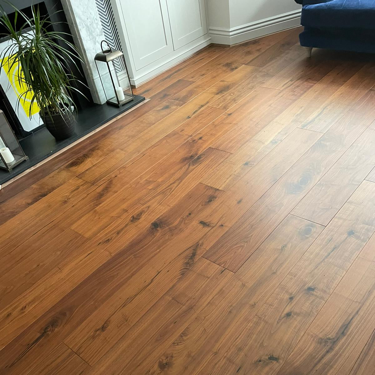Engineered Lacquered American Black Walnut Flooring BEW2053