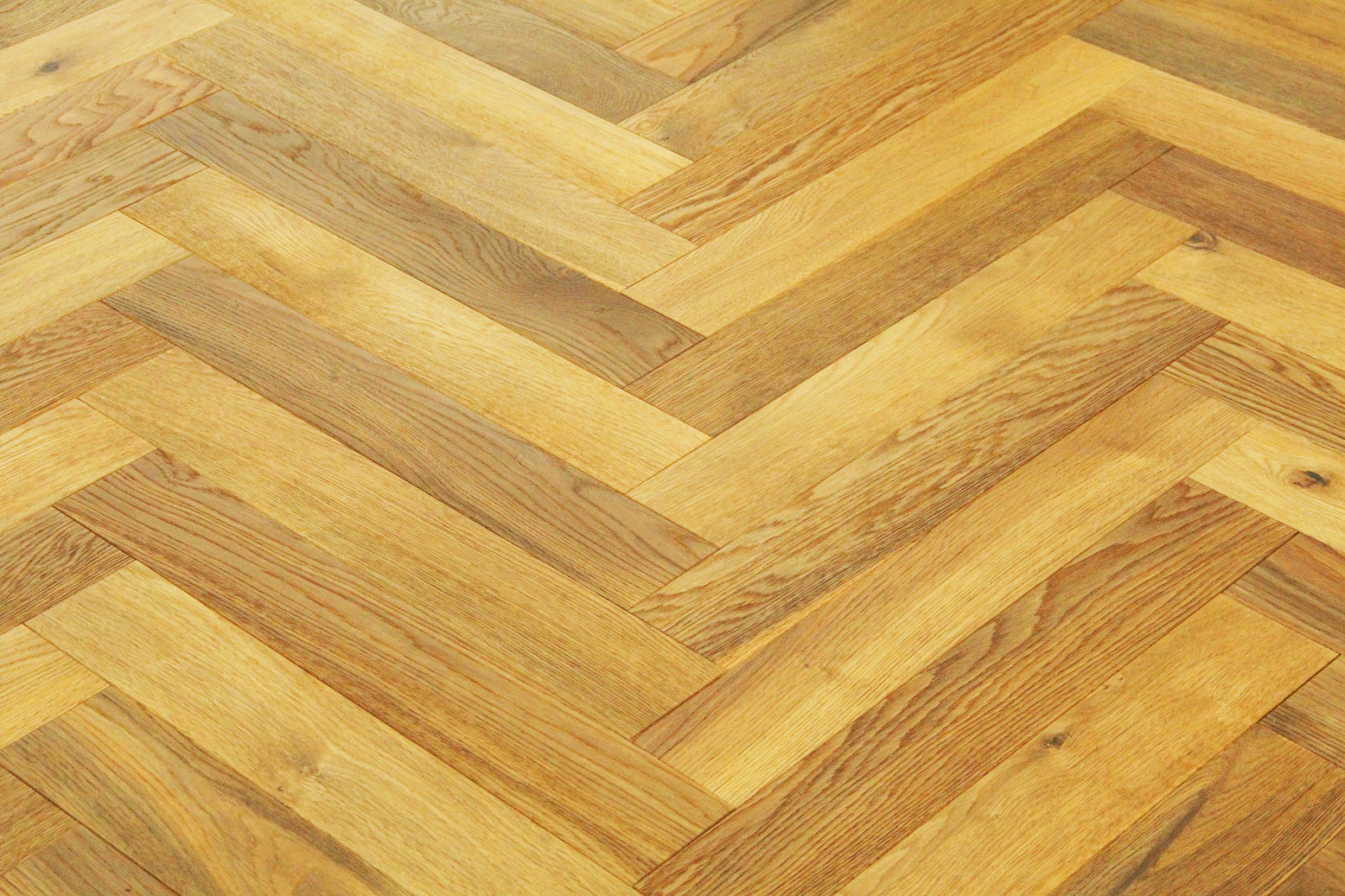 European Smoked Natural Oak Herringbone Engineered Flooring BHO1805