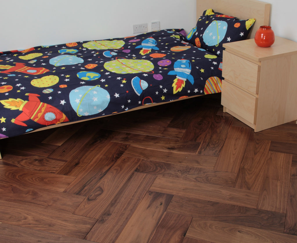 Luxury American Black Walnut Herringbone Engineered Flooring BHW1821