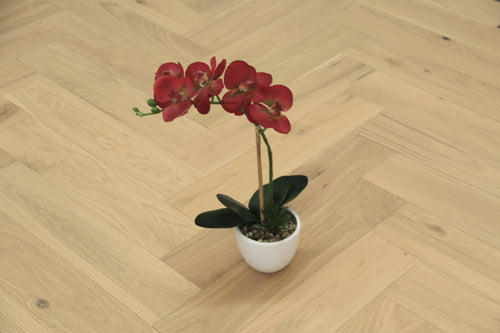 Brushed Light Oak Engineered Herringbone Flooring BHO1406