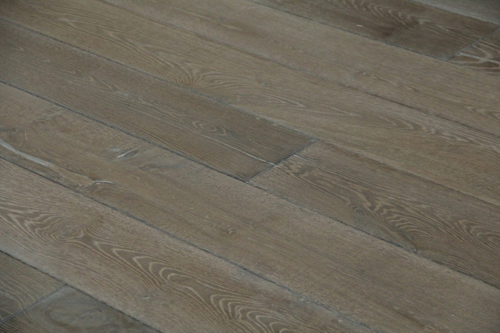 Oak Brushed Bespoke Grey Oiled Engineered Flooring 1900x190x20/6mm BEO2713