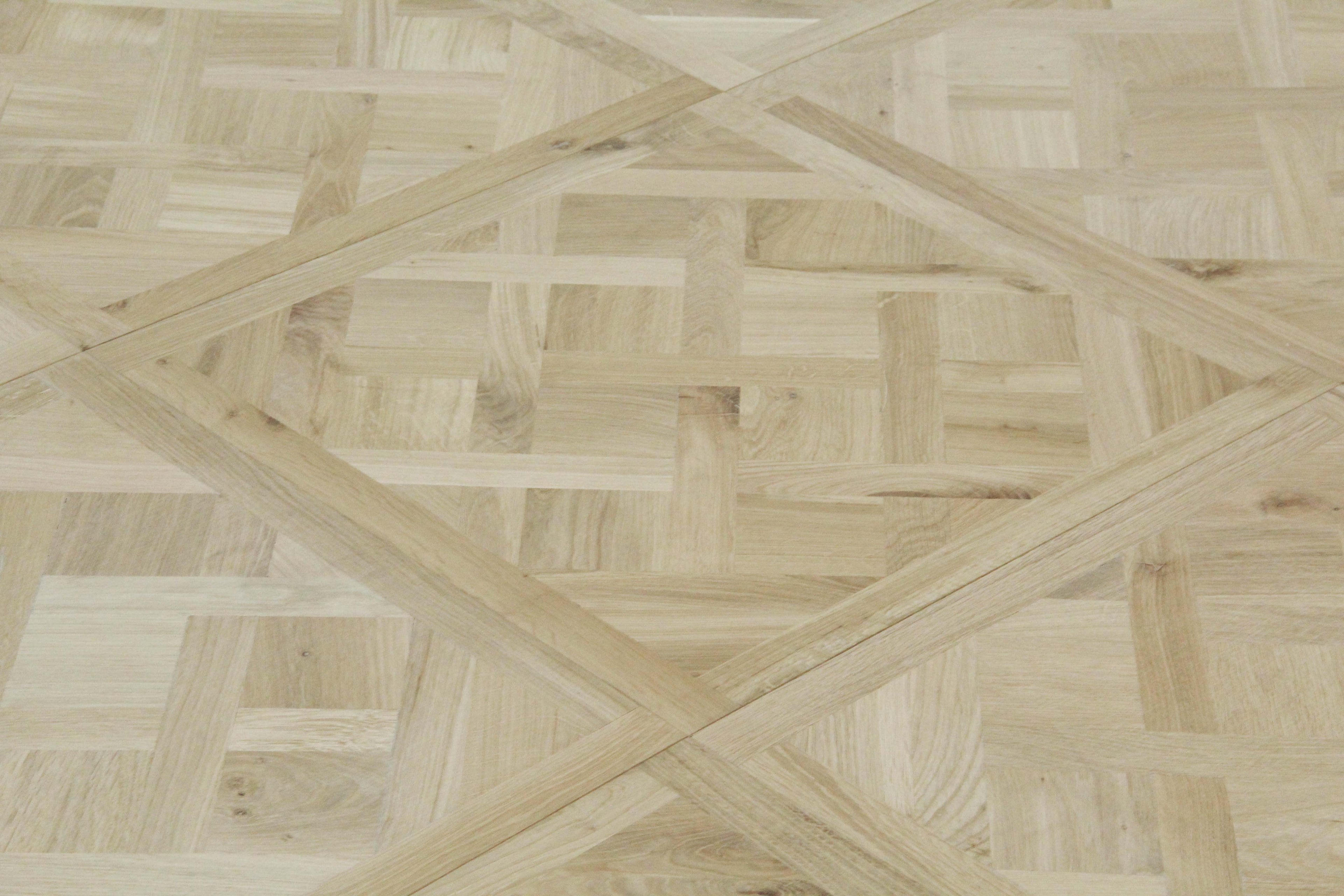 Discontinued Clearance! Oak Unfinished Versailles Panels Engineered Flooring 580x580x20/6mm BPA2021