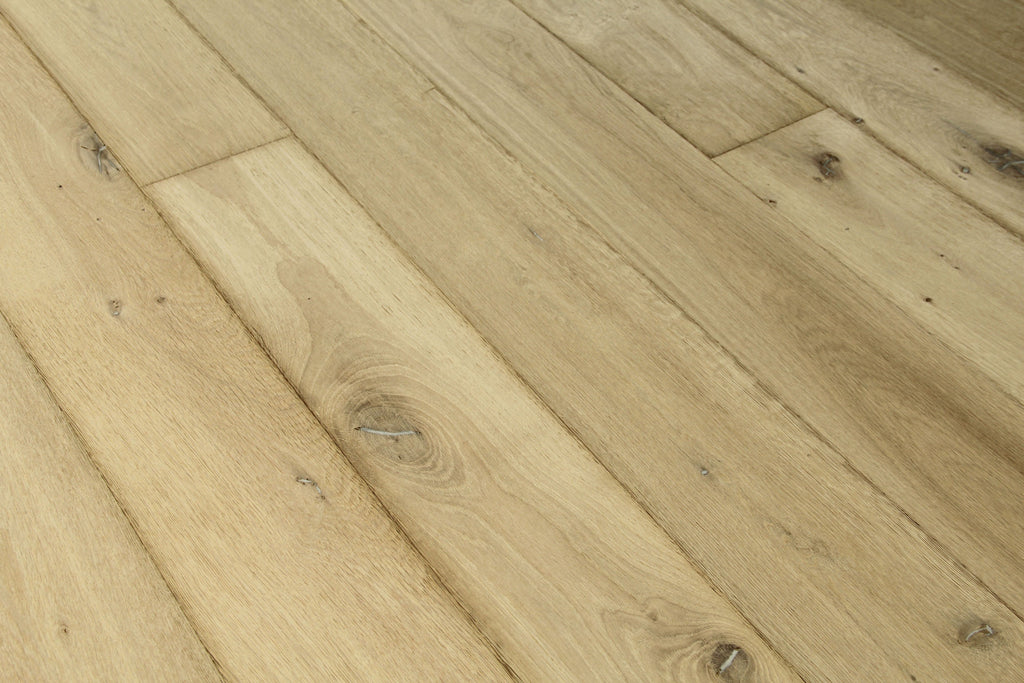 Oak Smoked Brushed Unfinished Engineered Flooring 1880x180x15/4mm BEO1584