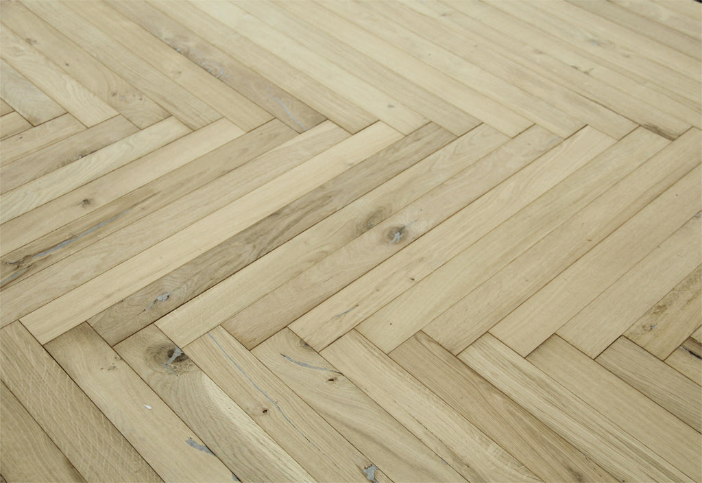 Oak Unfinished Herringbone Wood Flooring 580x60x20/6mm BHO2001
