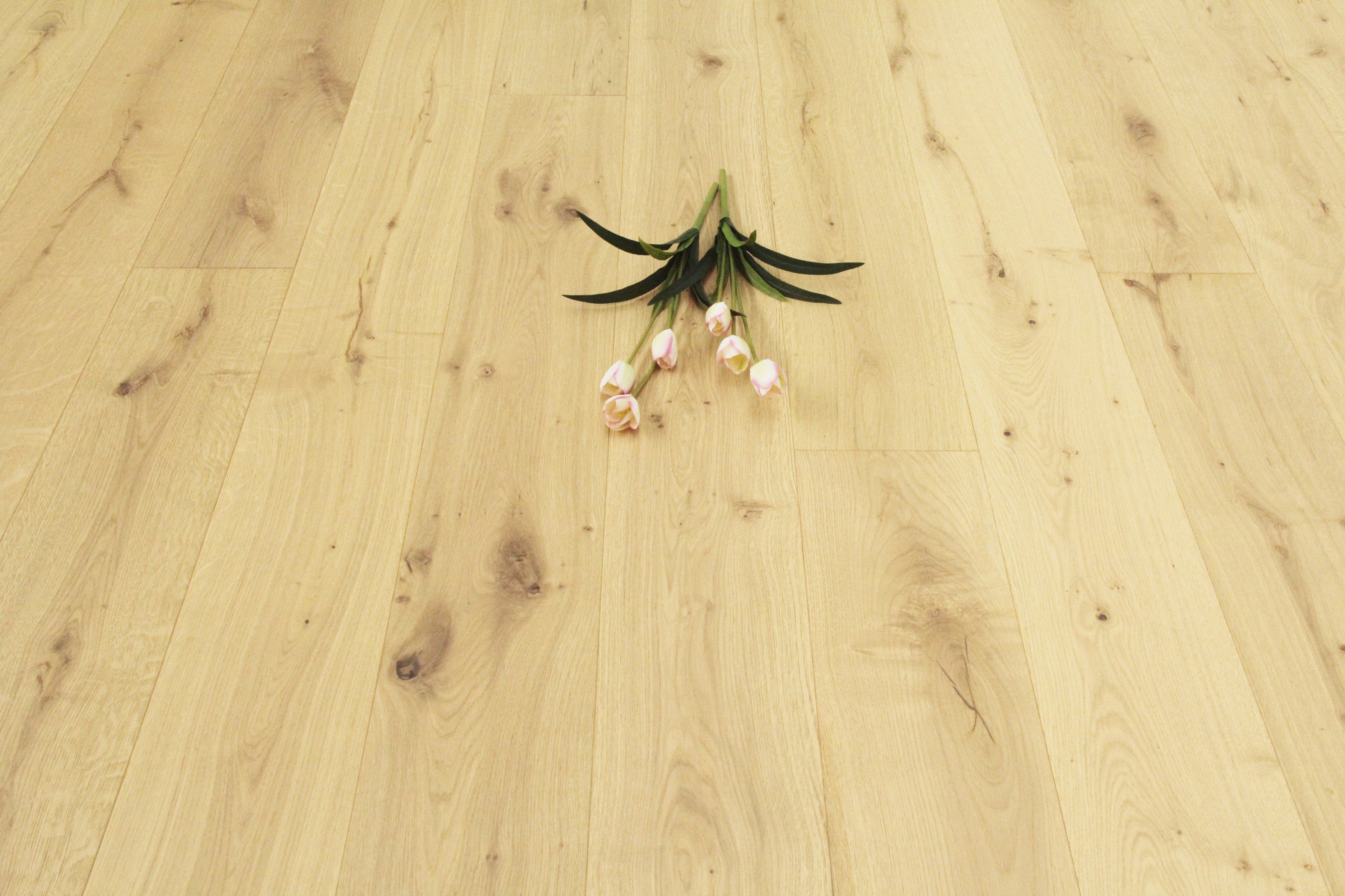 Oak Brushed Invisible Oiled Engineered Flooring BEO1503C