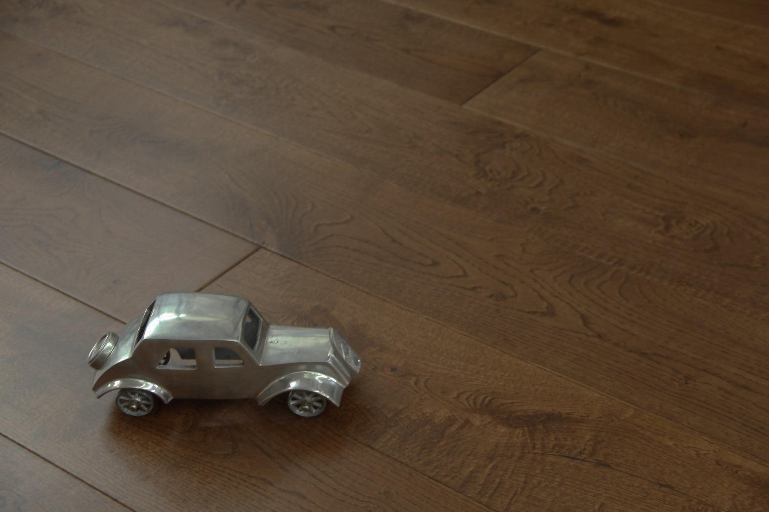 Dark Coffee Oak Engineered Wood Flooring 1900x190x20/6mm BEO2017D