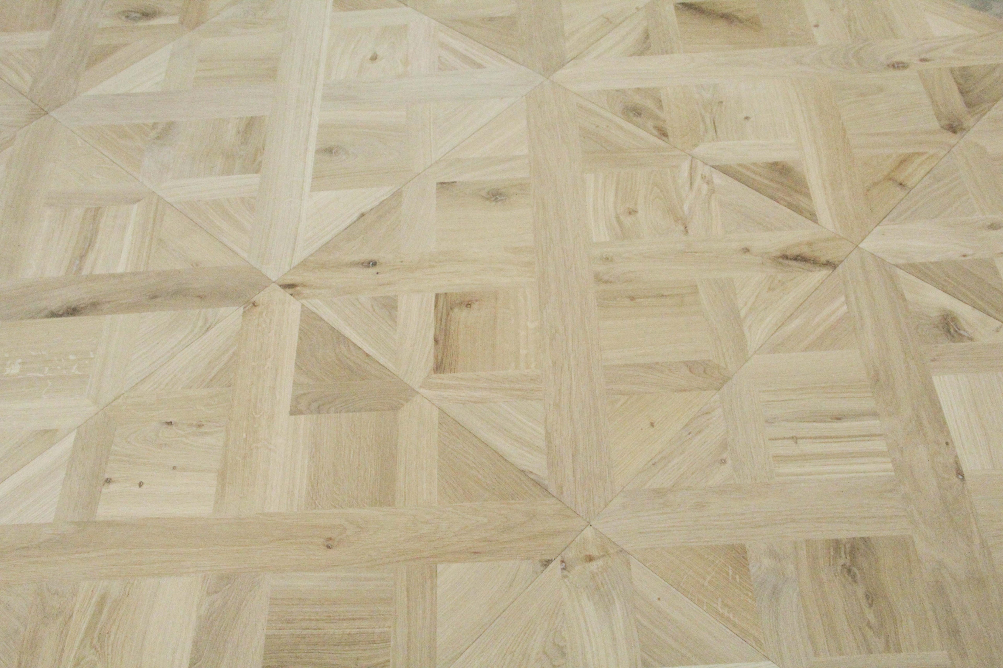 Discontinued Clearance! Oak Unfinished Versailles Panels Engineered Flooring 580x580x20/6mm BPB2001