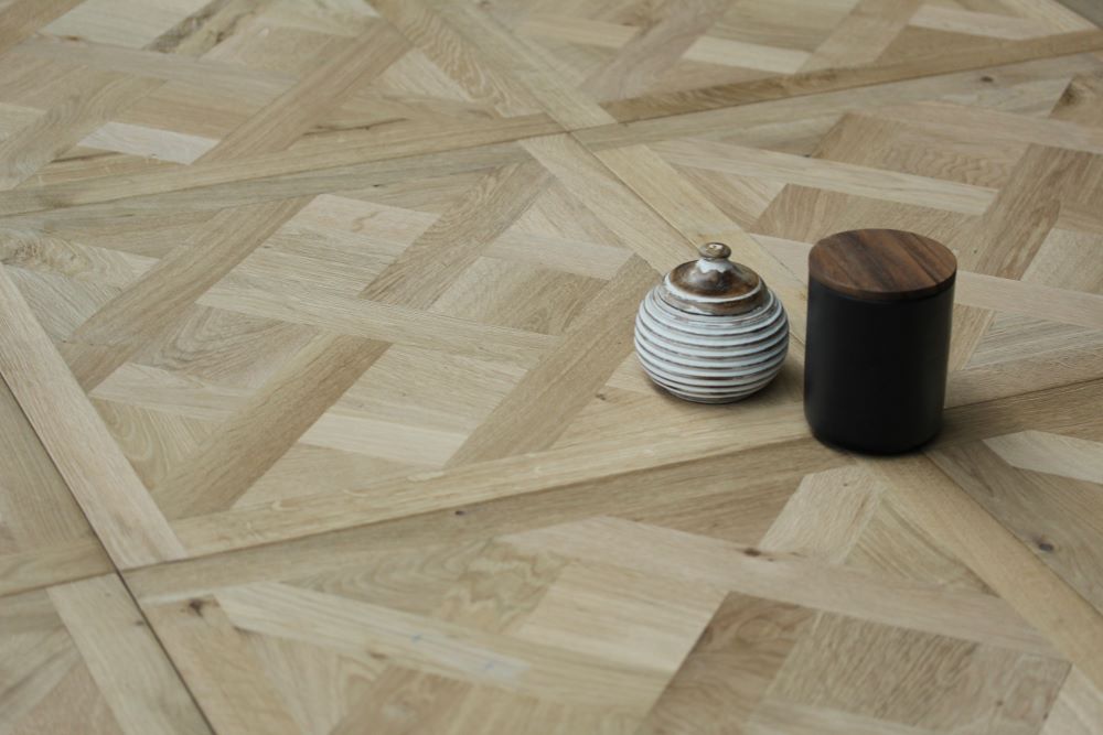 Oak Brushed Unfinished Versailles Panel Engineered Wood Flooring 580x580x20/6mm BPE2007