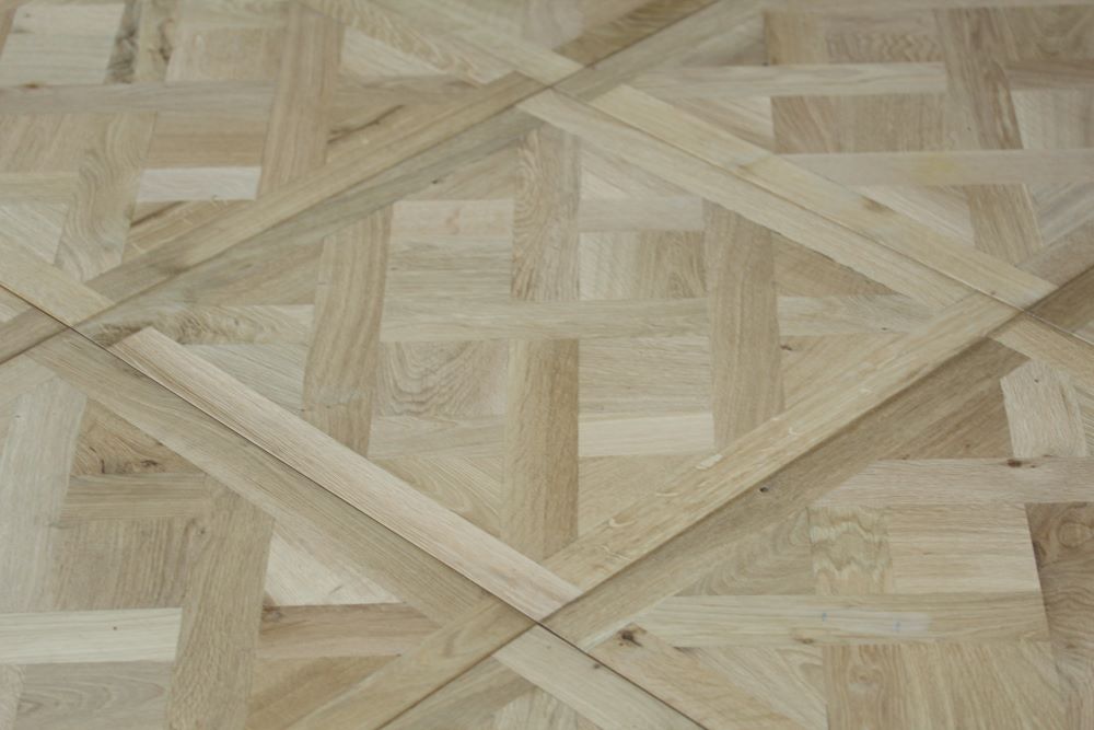 Oak Brushed Unfinished Versailles Panel Engineered Wood Flooring 580x580x20/6mm BPE2007