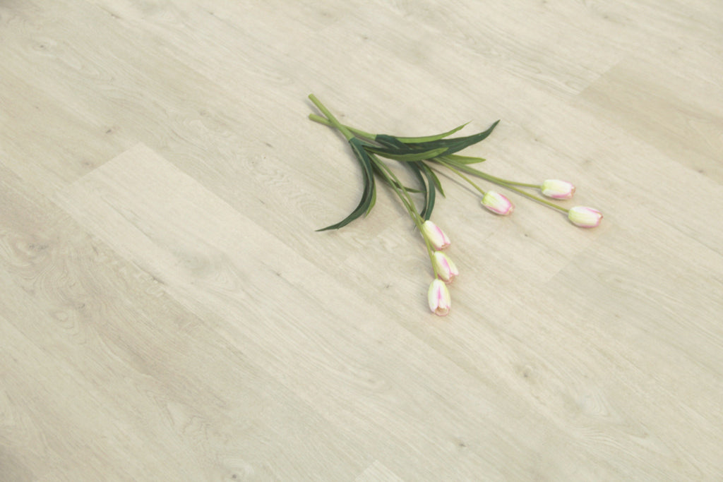 Discontinued Clearance! Oak Wash SPC Vinyl Click Planks Flooring 1220x180x4.0mm BVP2403/1