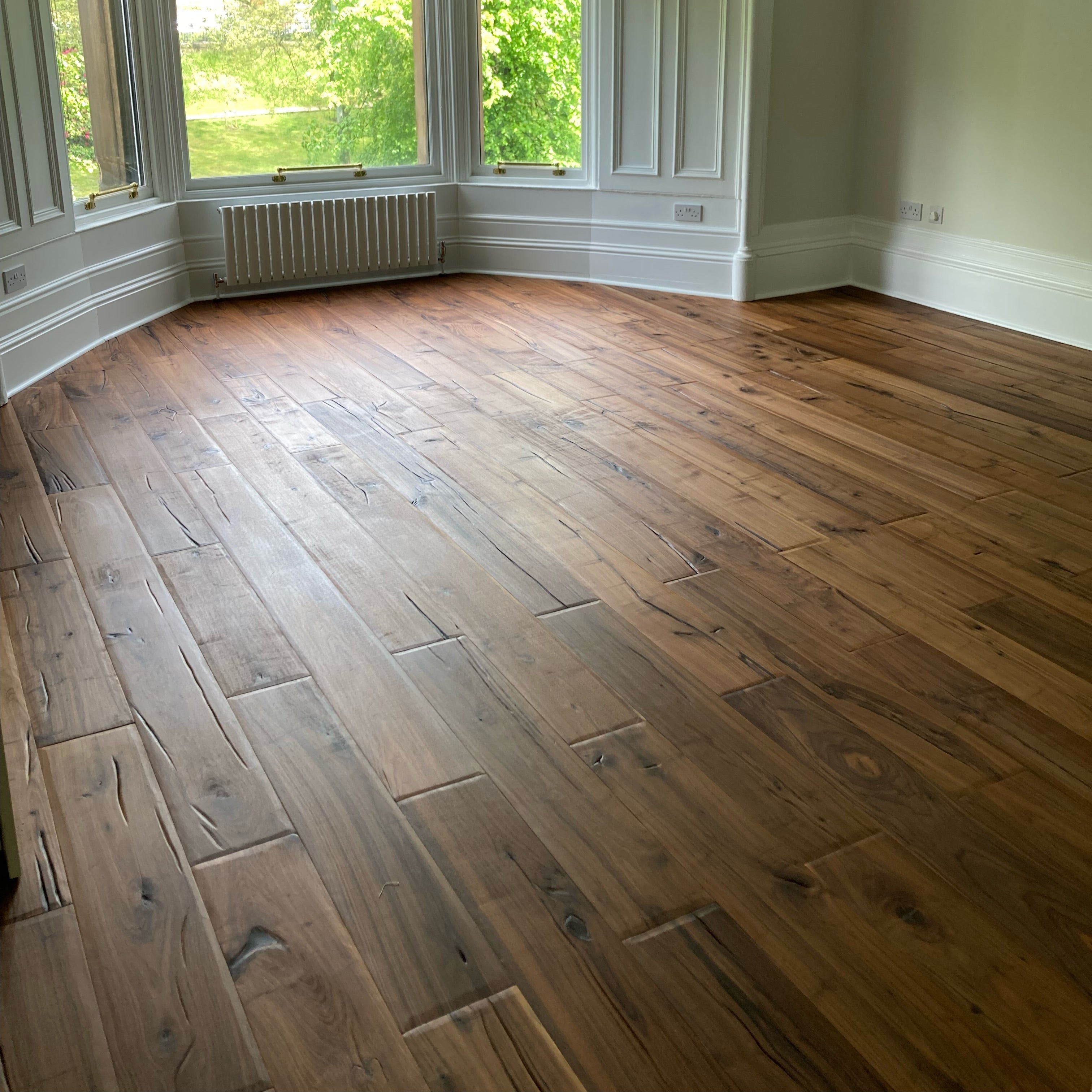 Elegant Antique American Black Walnut Engineered Wood Flooring BEW2055