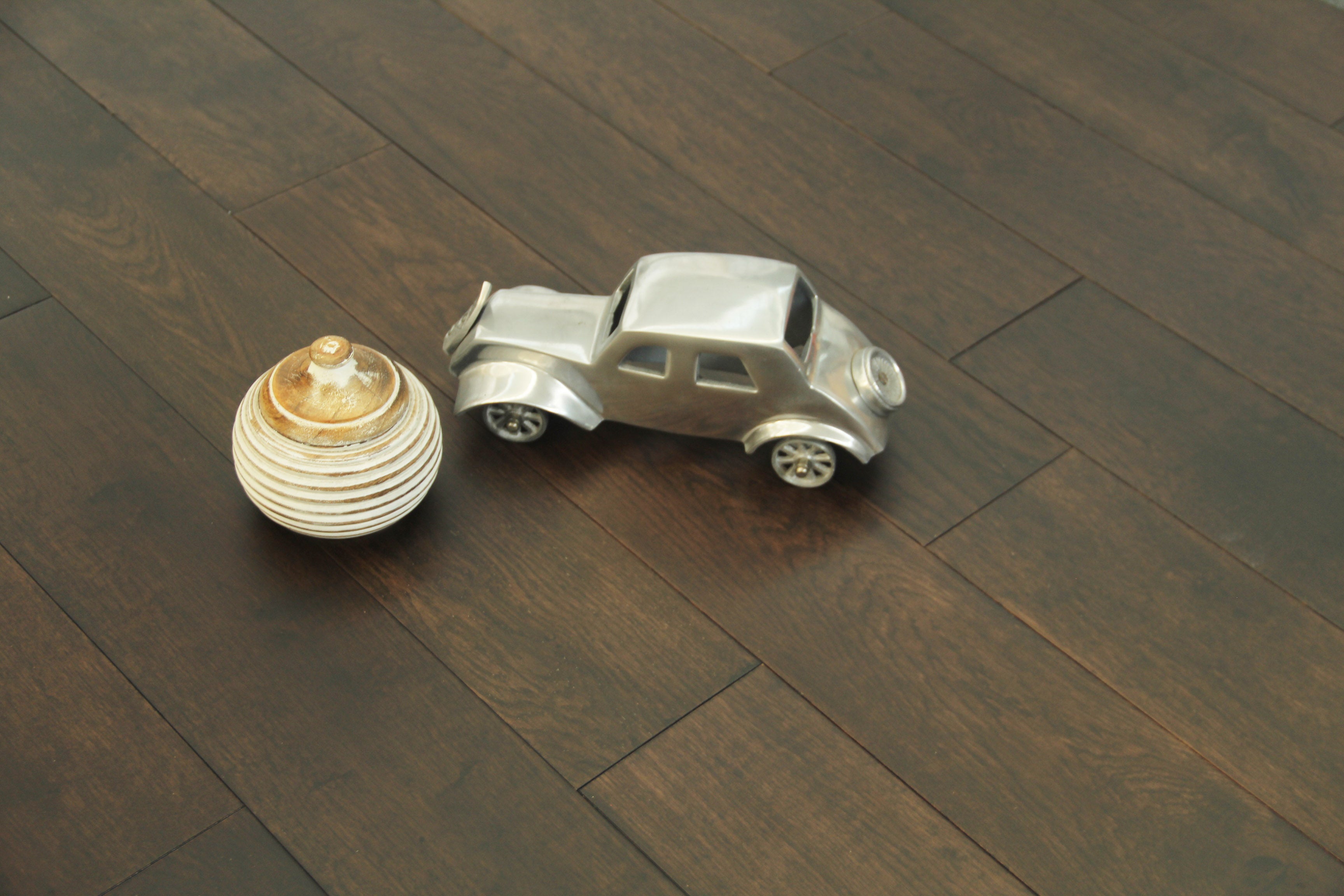 Coffee Stained Solid Oak Wood Flooring BMO1803