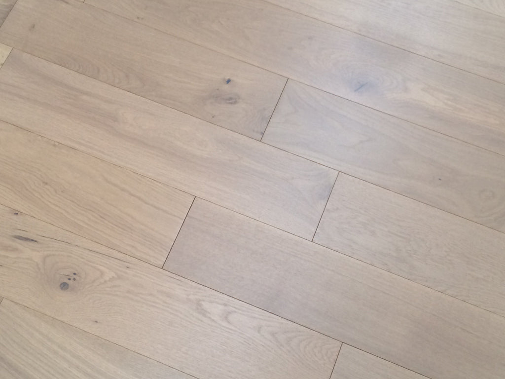 Grey Washed Oak Solid Wood Flooring BMO1801