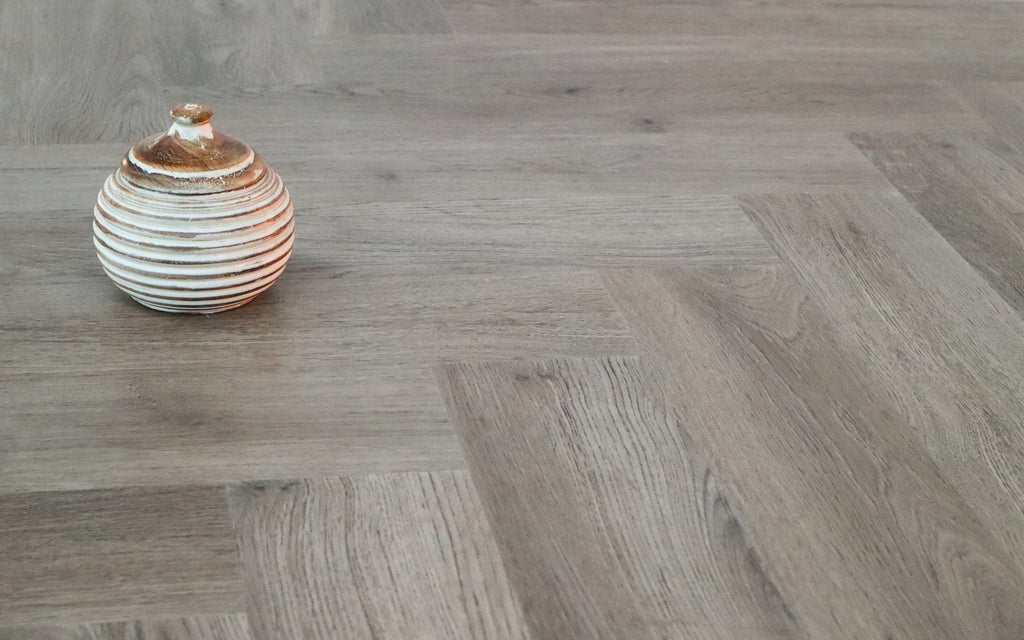 Smoked Oak SPC Herringbone Vinyl Click Flooring 600x120x5mm BVH2402