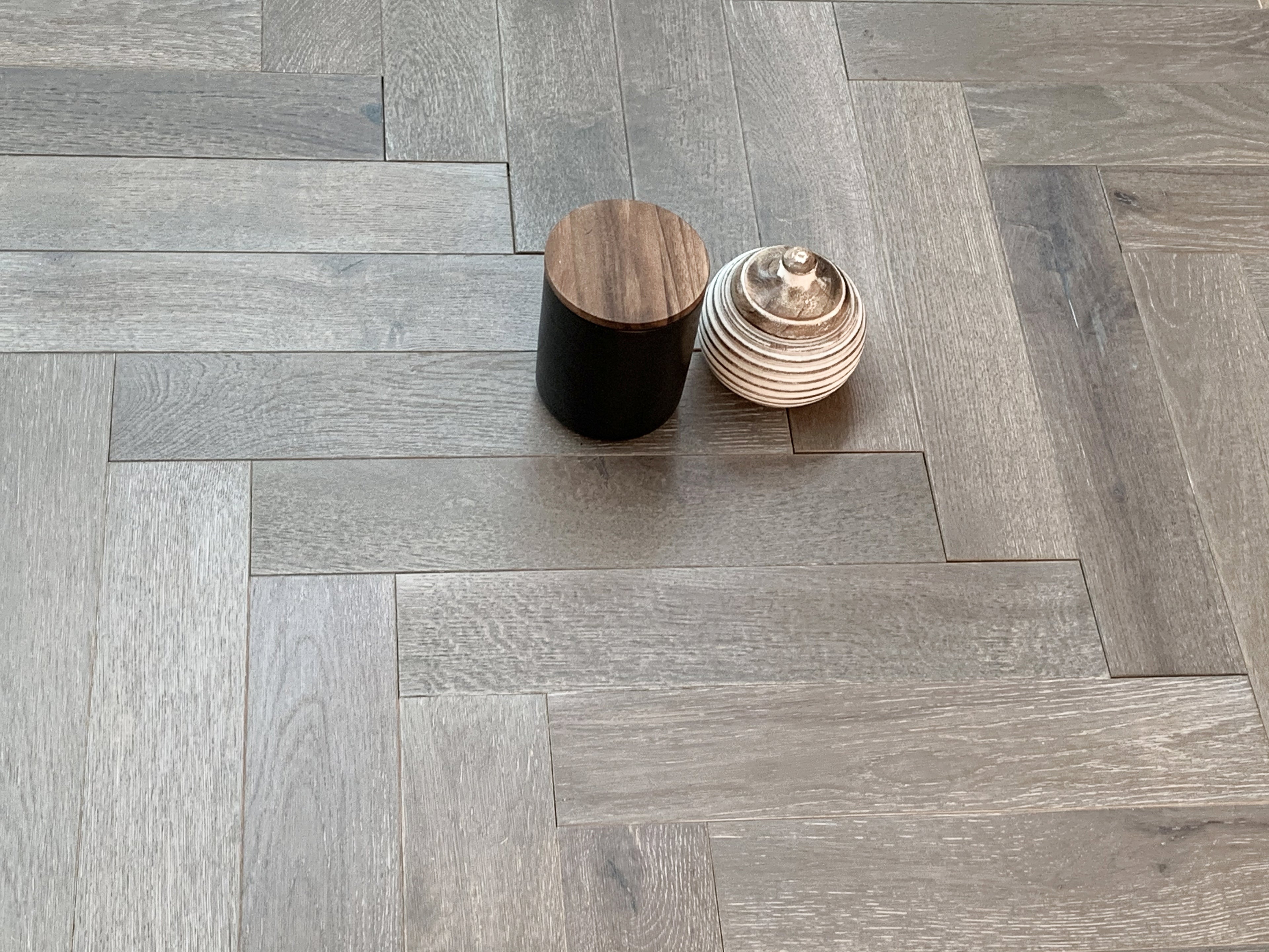 Grey Oiled Smoked & Brushed Oak Herringbone BHO1515