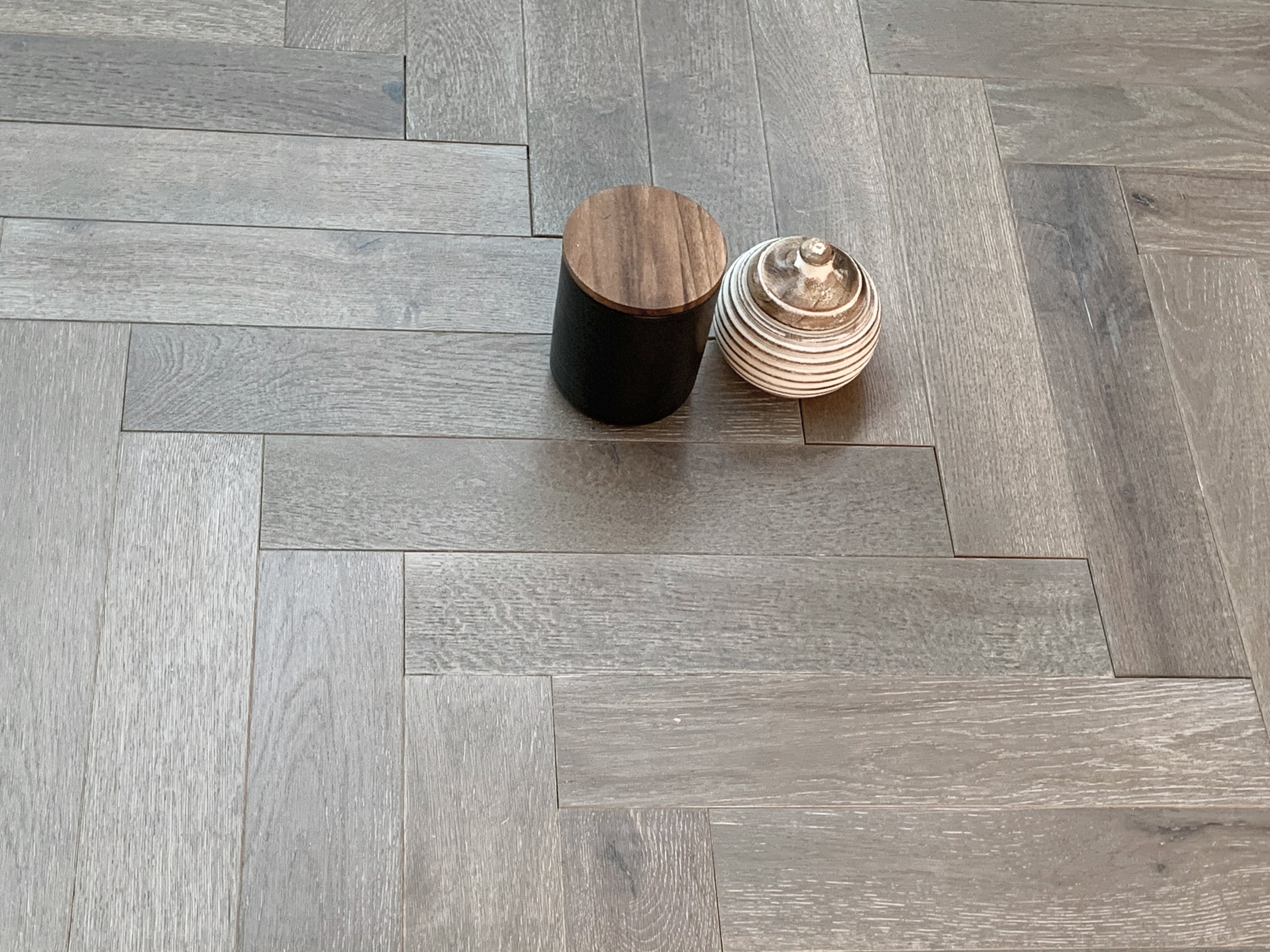 Grey Oiled Smoked & Brushed Oak Herringbone BHO1515