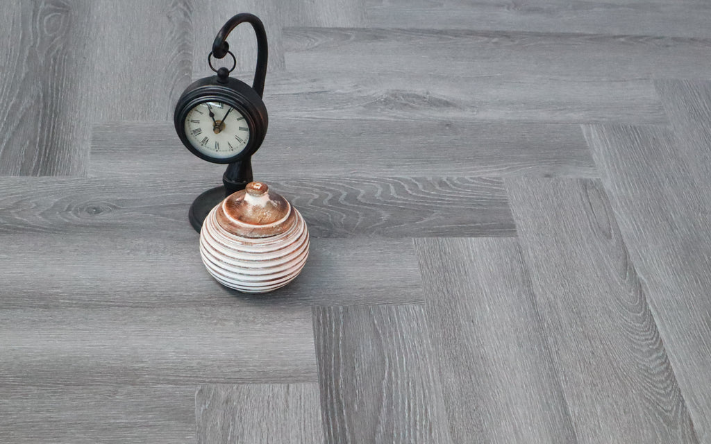 Oak Grey SPC Herringbone Vinyl Click Flooring 600x120x5mm BVH2404