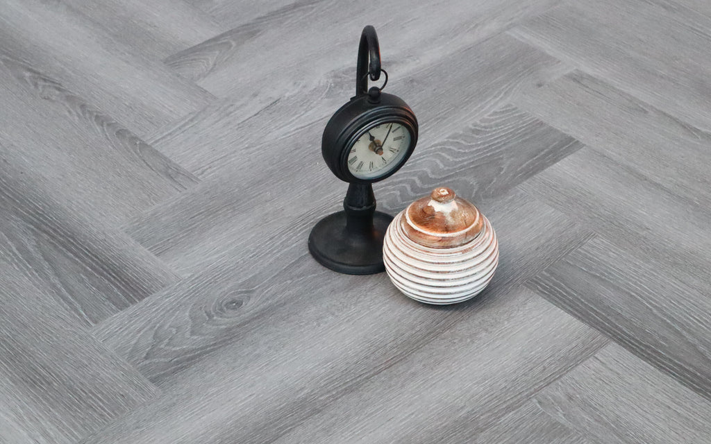 Oak Grey SPC Herringbone Vinyl Click Flooring 600x120x5mm BVH2404