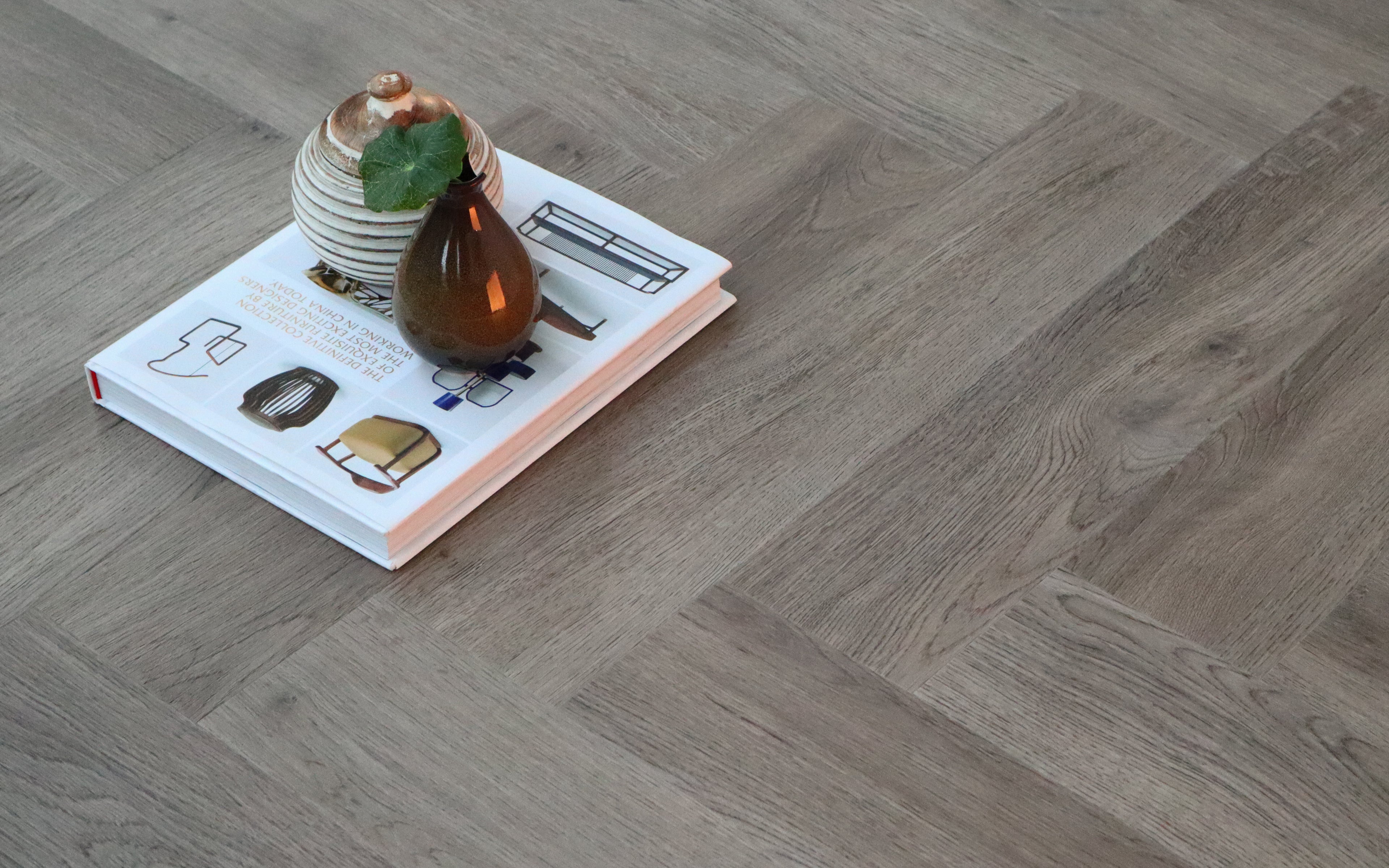 Smoked Oak SPC Herringbone Vinyl Click Flooring 600x120x5mm BVH2402