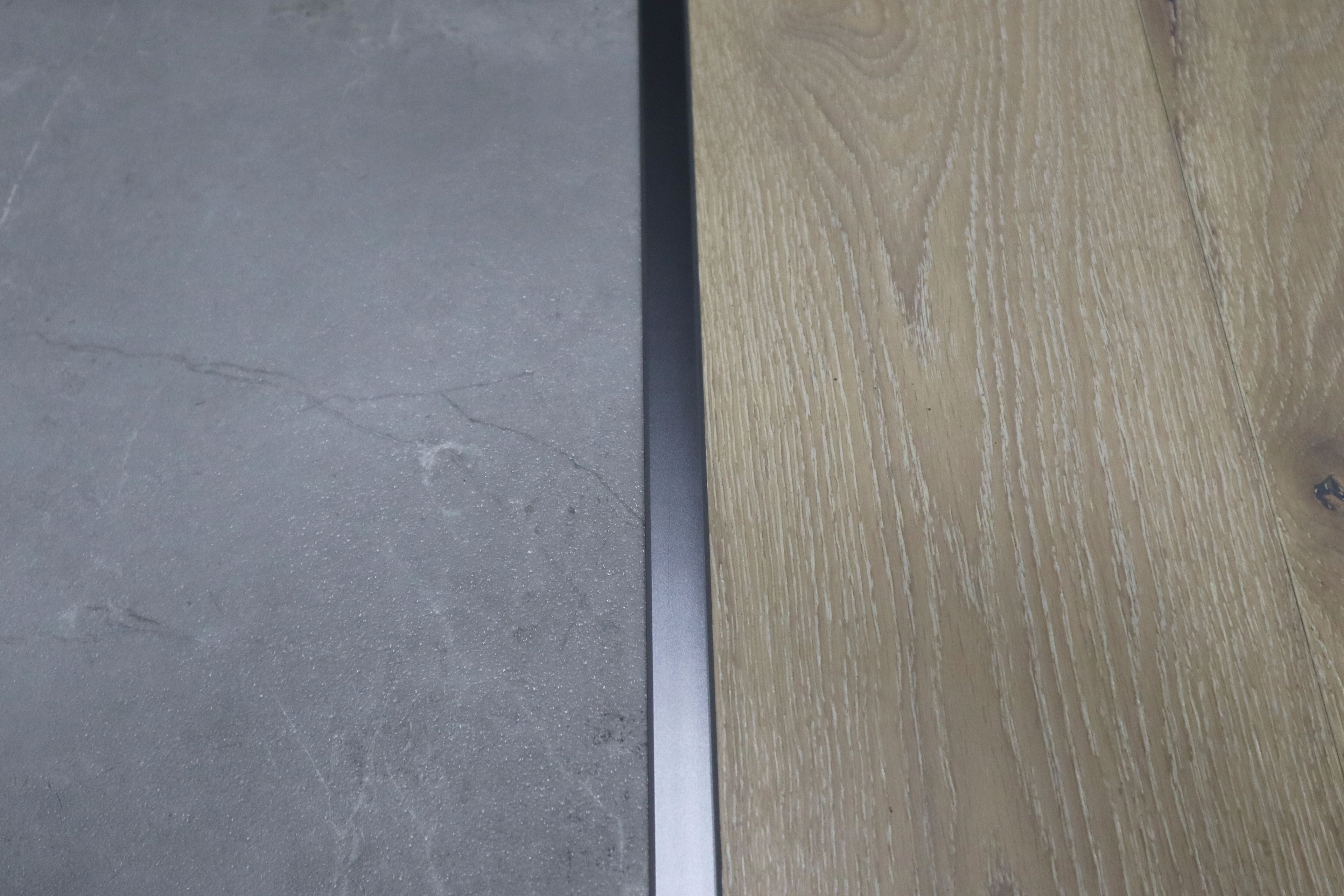 Grey Aluminium T Bar 0.9m x 20mm x8.5mm BT016