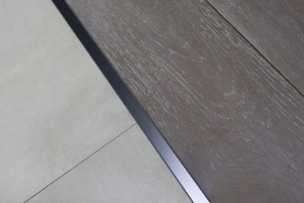 Grey Aluminium T Bar 0.9m x 20mm x8.5mm BT016