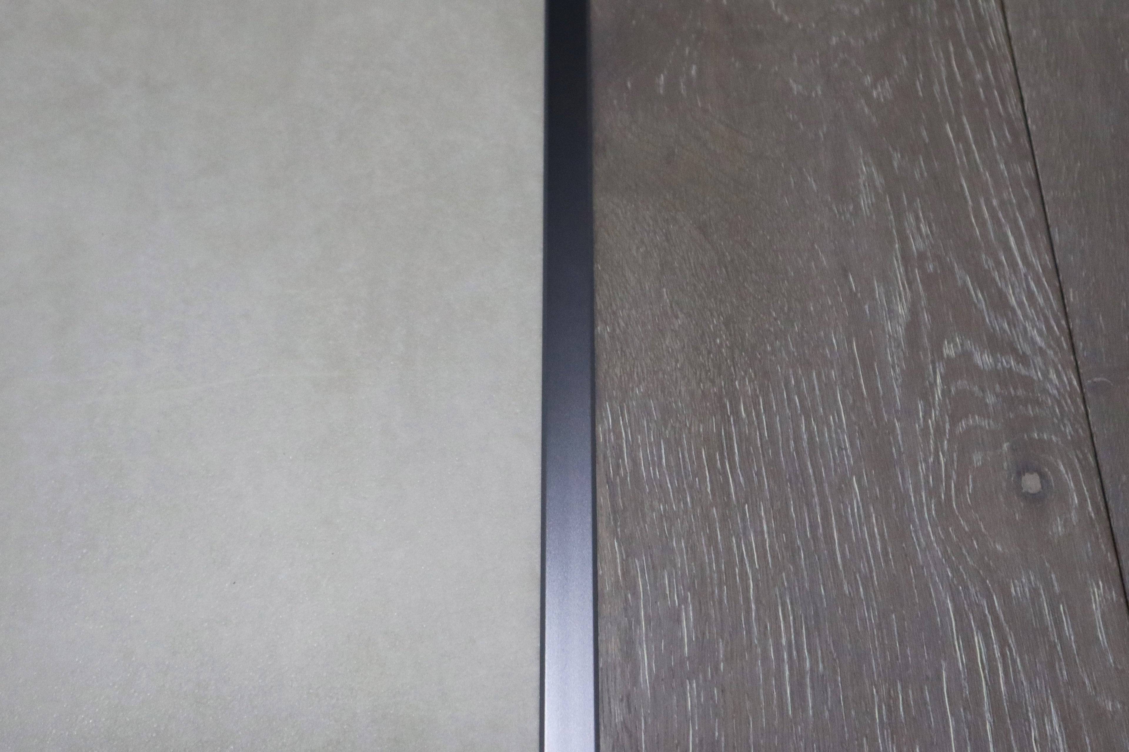 Grey Aluminium T Bar 0.9m x 20mm x8.5mm BT016