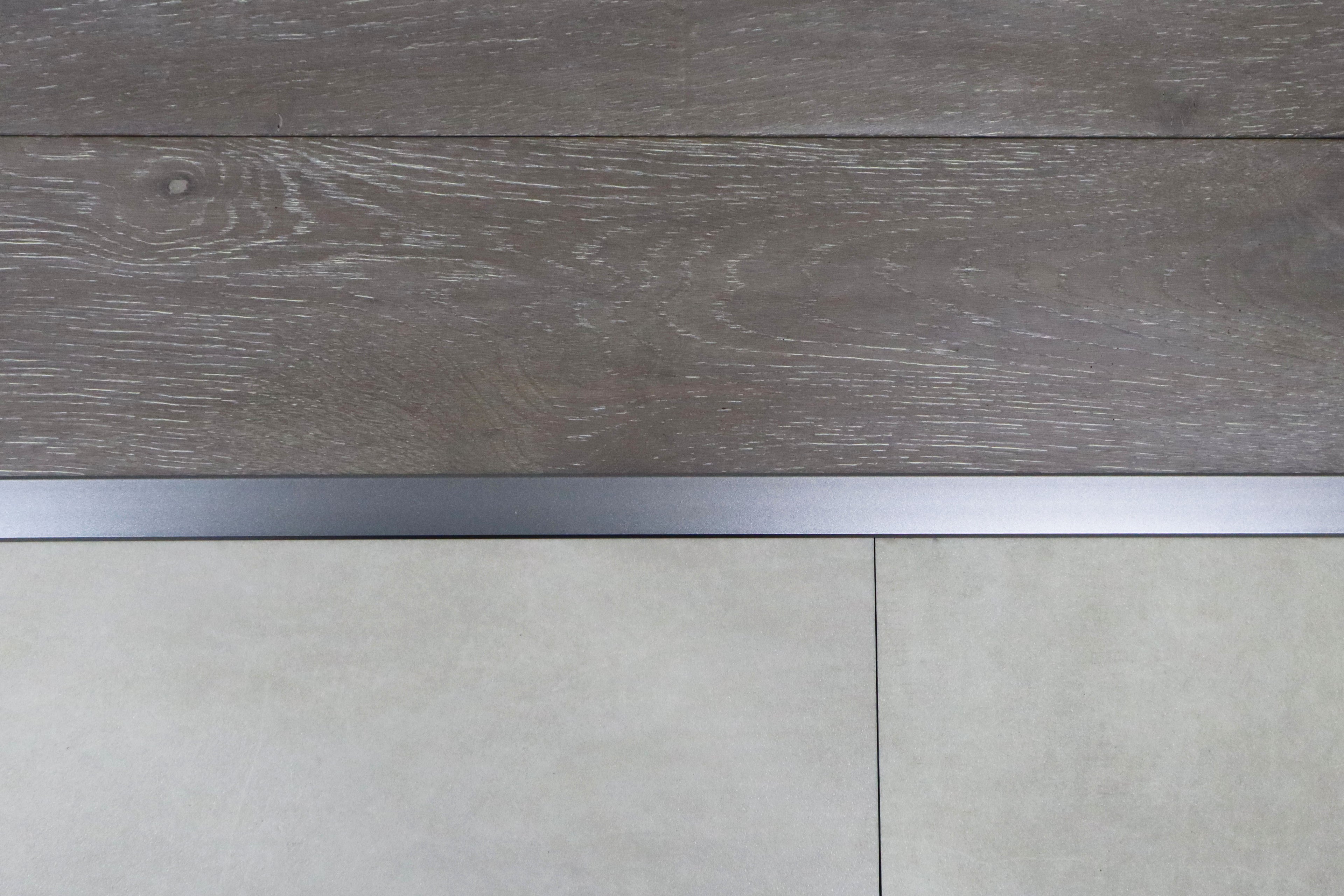 Grey Aluminium T Bar 0.9m x 20mm x8.5mm BT016