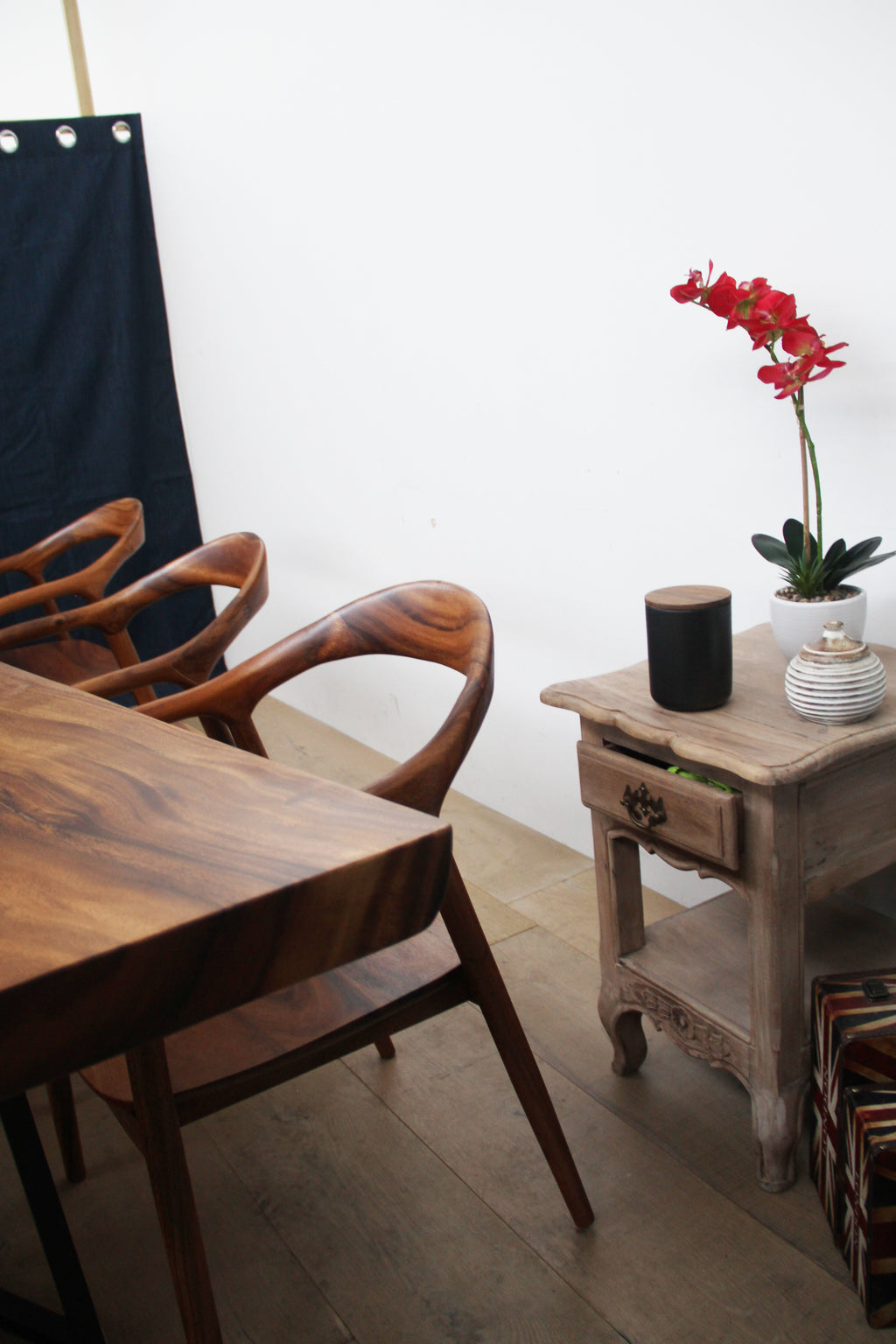 Solid South American Walnut Slab Chair BSW01