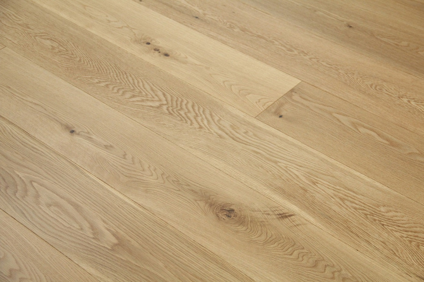 Natural Lacquered European Oak Engineered Flooring Click System BEO1510C