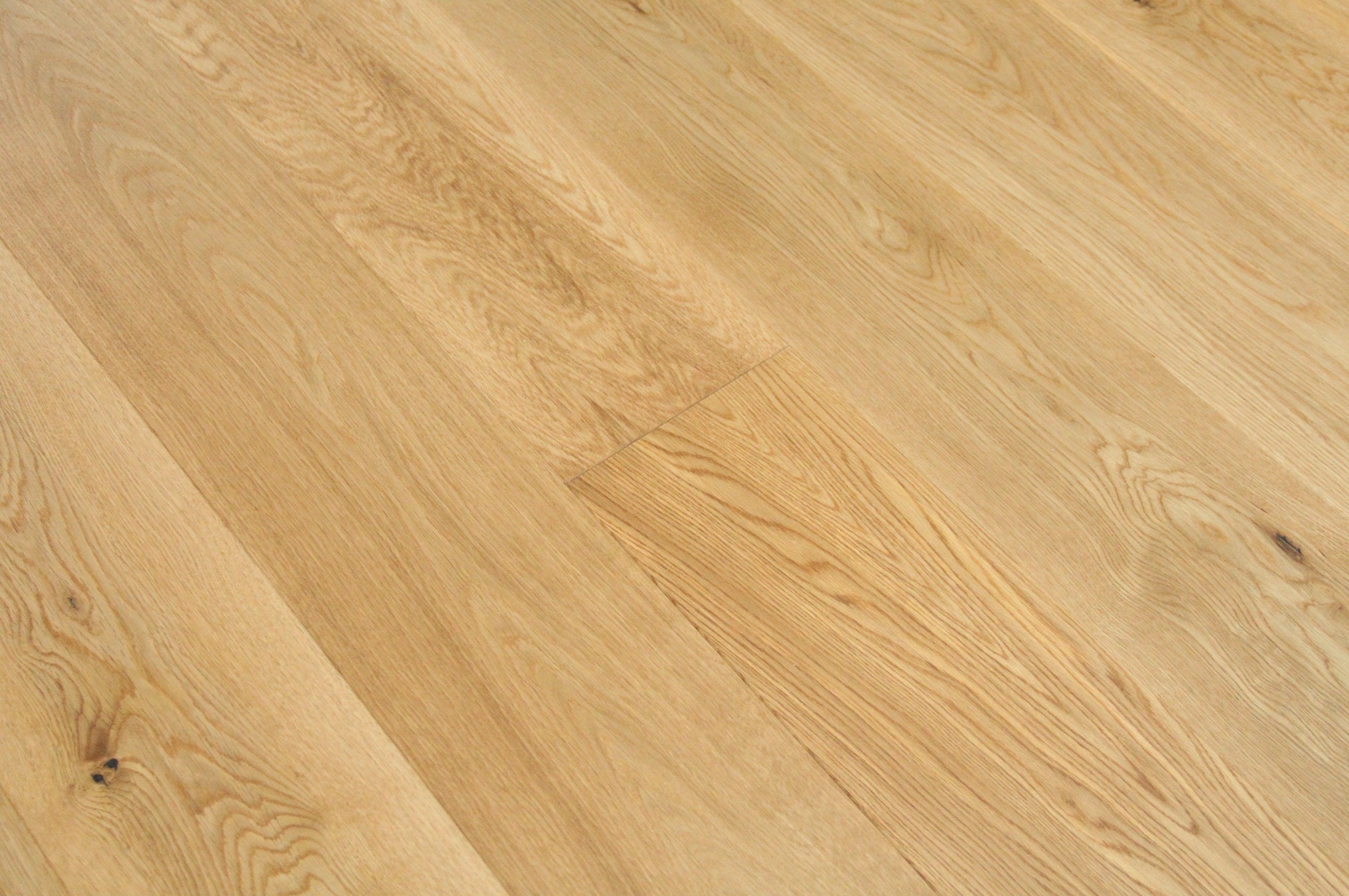 Brushed & UV Oiled 3 Ply Oak Engineered Flooring BEO1511C