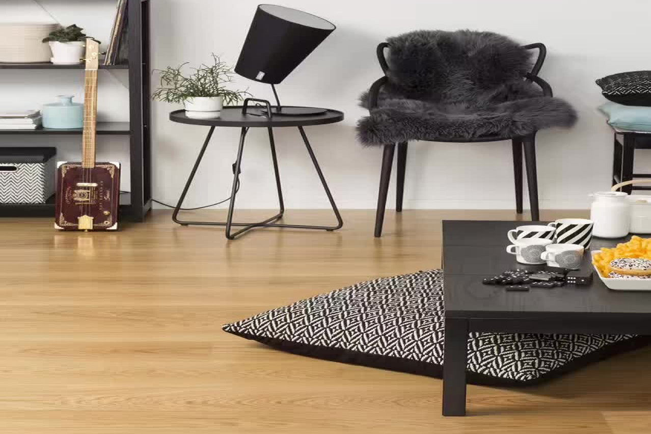 Prime Grade Natural Lacquered European Oak Engineered Flooring BEO1580