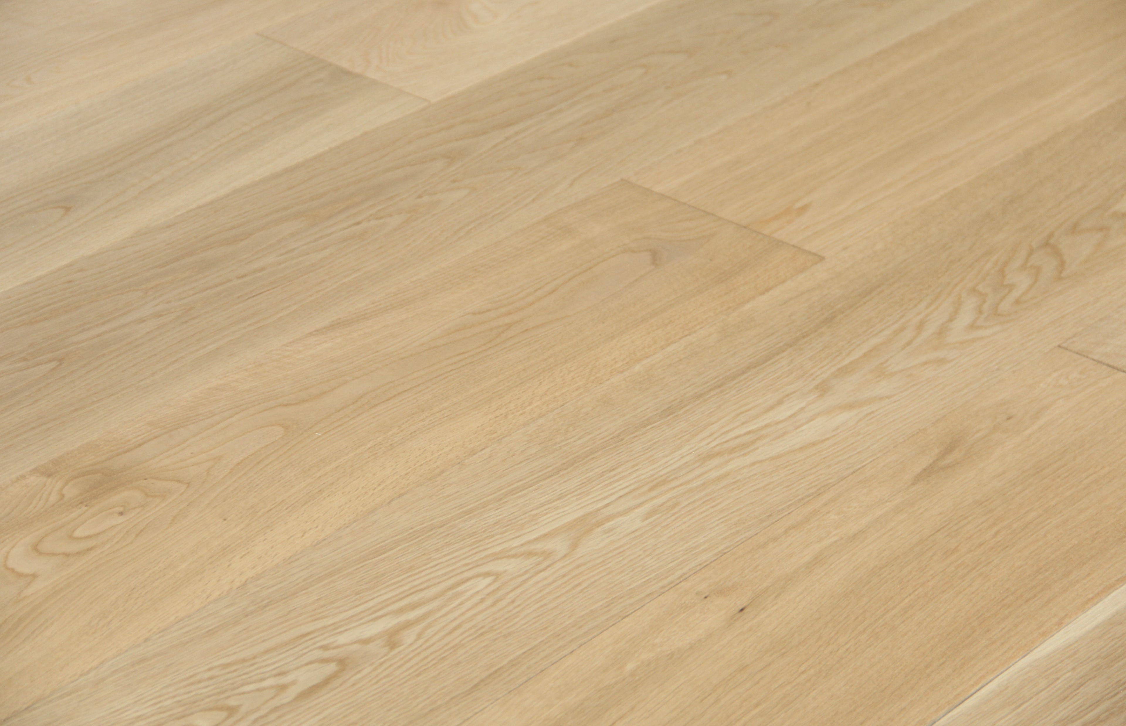 Prime Grade European Oak UV Oiled Engineered Flooring BEO1587