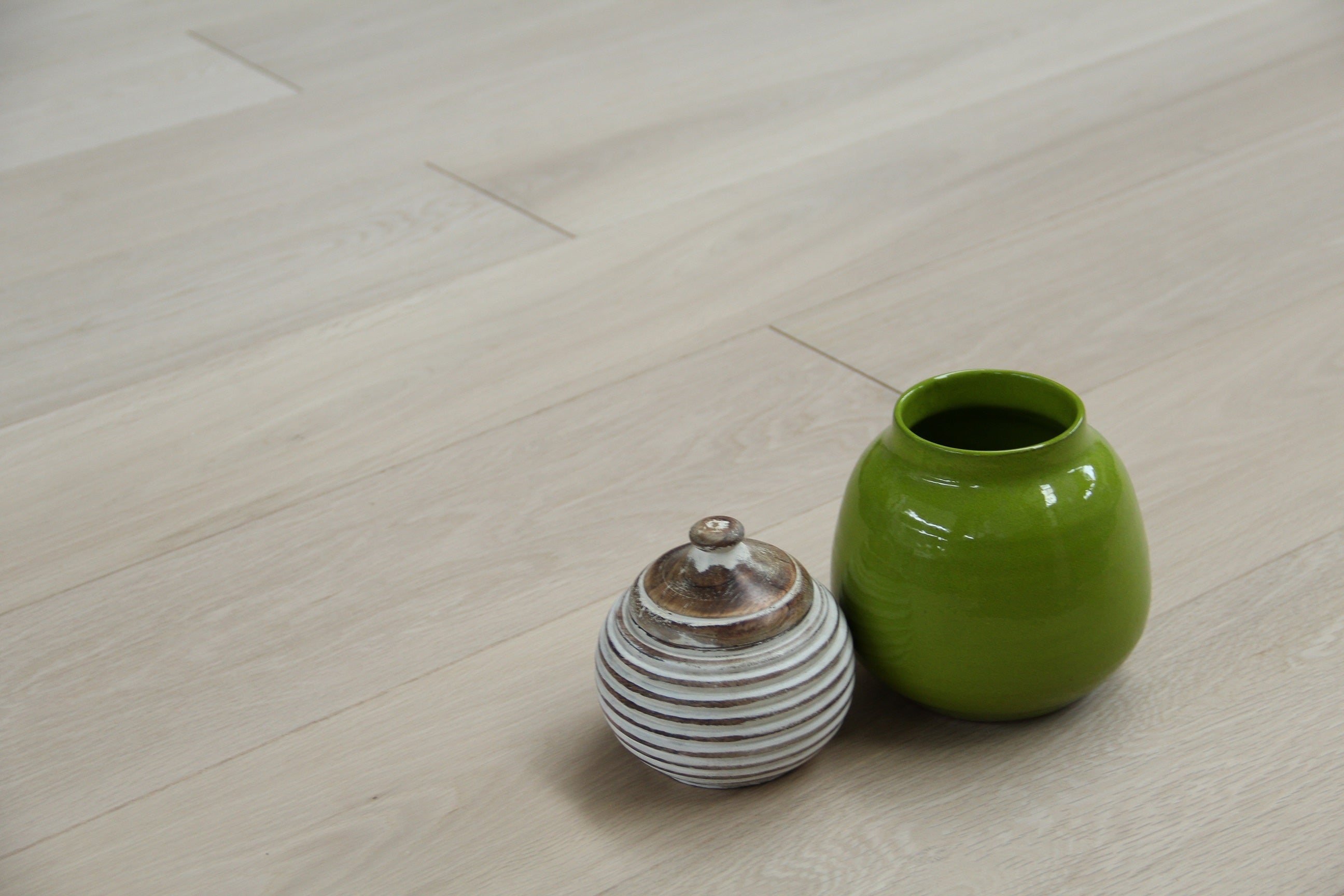 Prime Grade Unfinished European Oak 3-PLY Engineered Flooring BEO1597