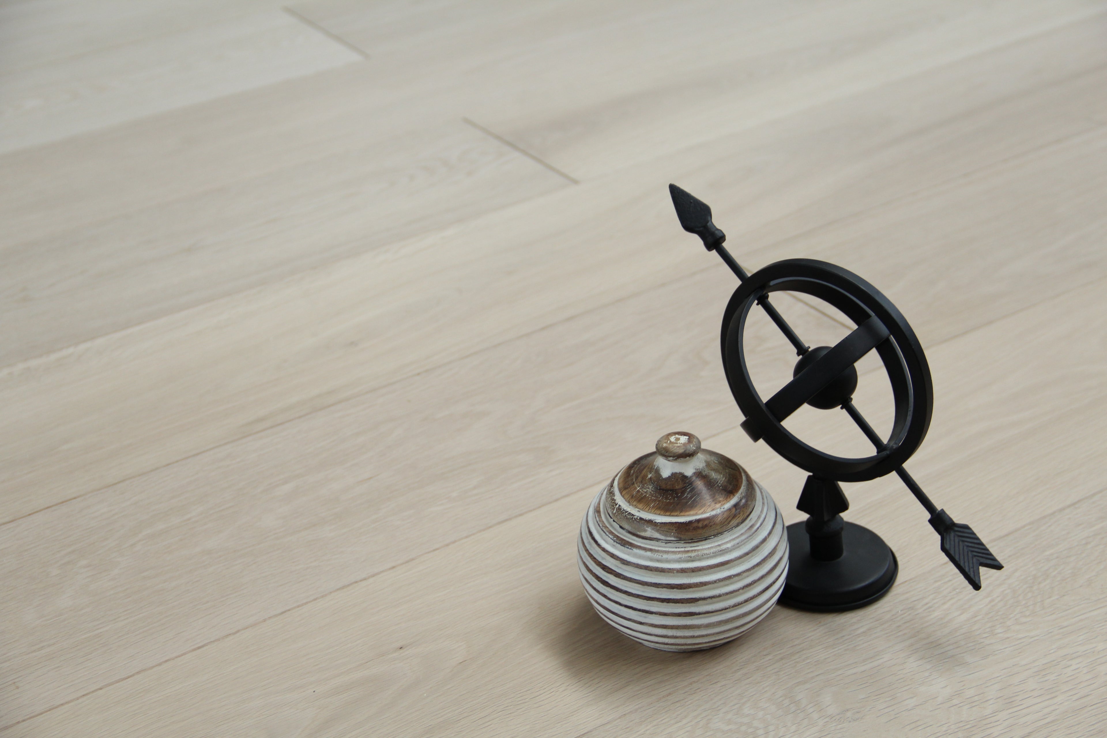 Prime Grade Unfinished European Oak 3-PLY Engineered Flooring BEO1597