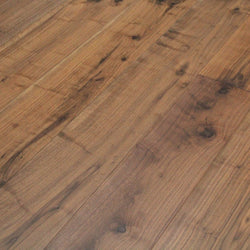 Lacquered American Black Walnut Engineered Flooring BW1570